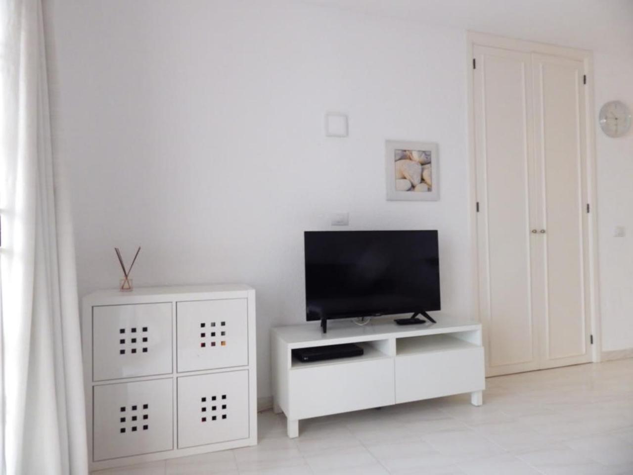 One Bedroom With Sea Views K110 * Los Cristianos (Tenerife)
