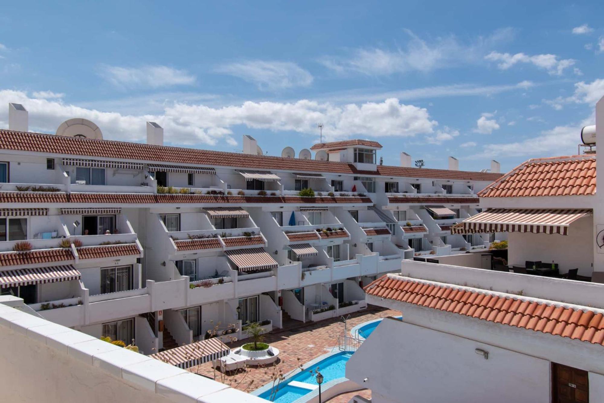 Floritas 20 - Two Bed * Playa de las Americas (Tenerife)