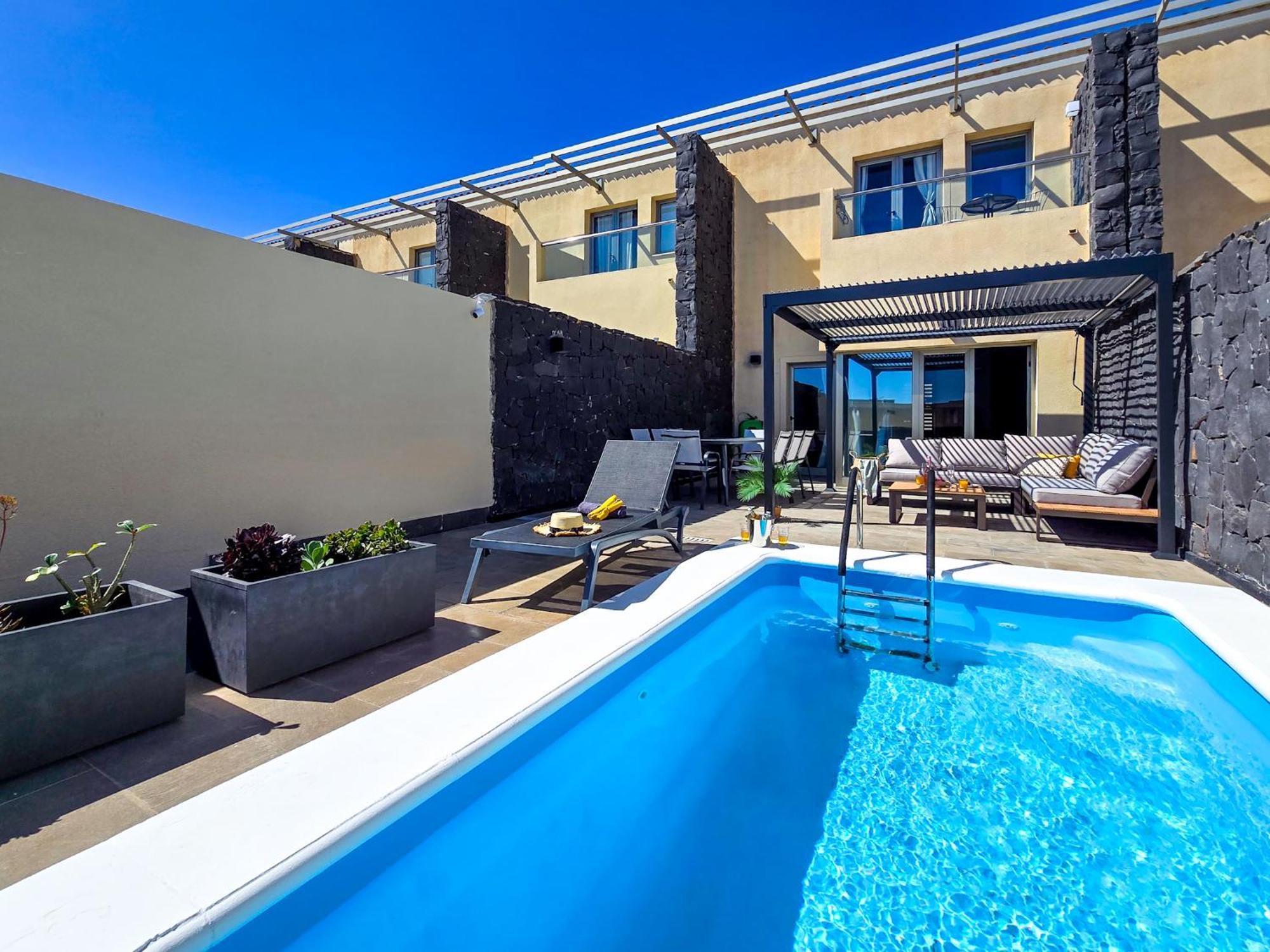 Pearl Of Amarilla Golf - Luxury 3 Bedroom With Heated Pool & Ocean View *