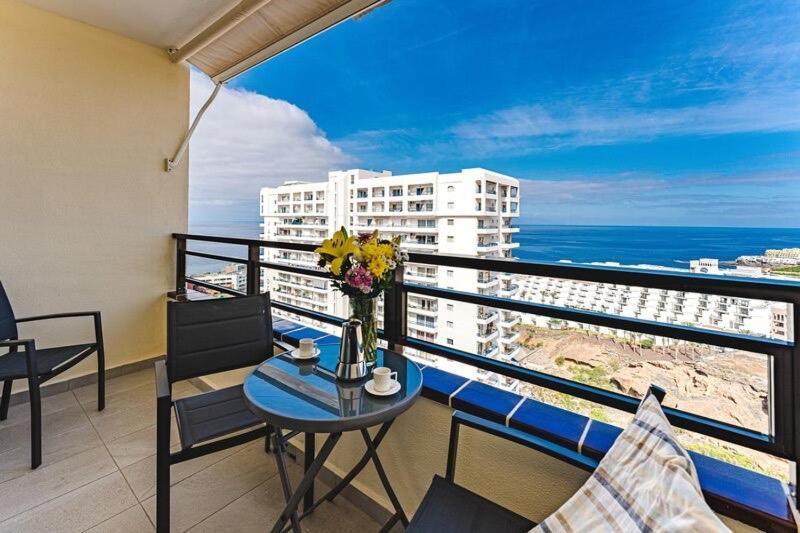 Luxury Sun & Sea View Paraiso Apartment *