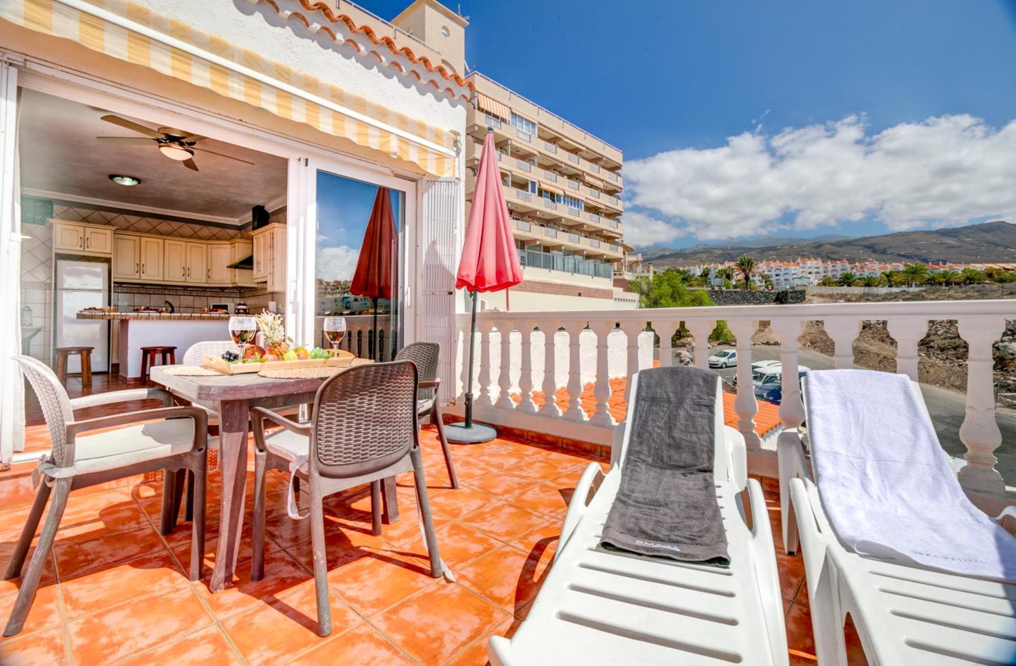 Relax Front Sea Apartment