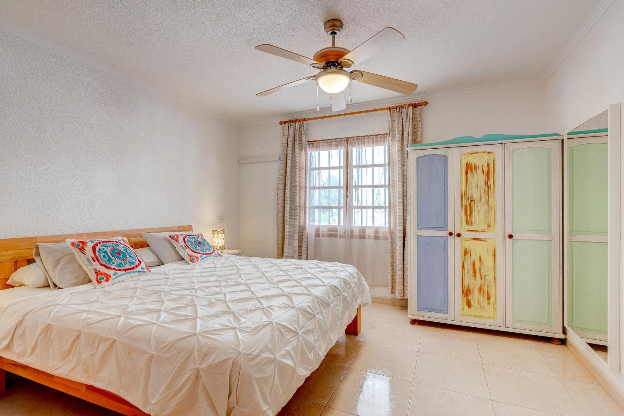 Port Royal Ocean View In Cristianos *