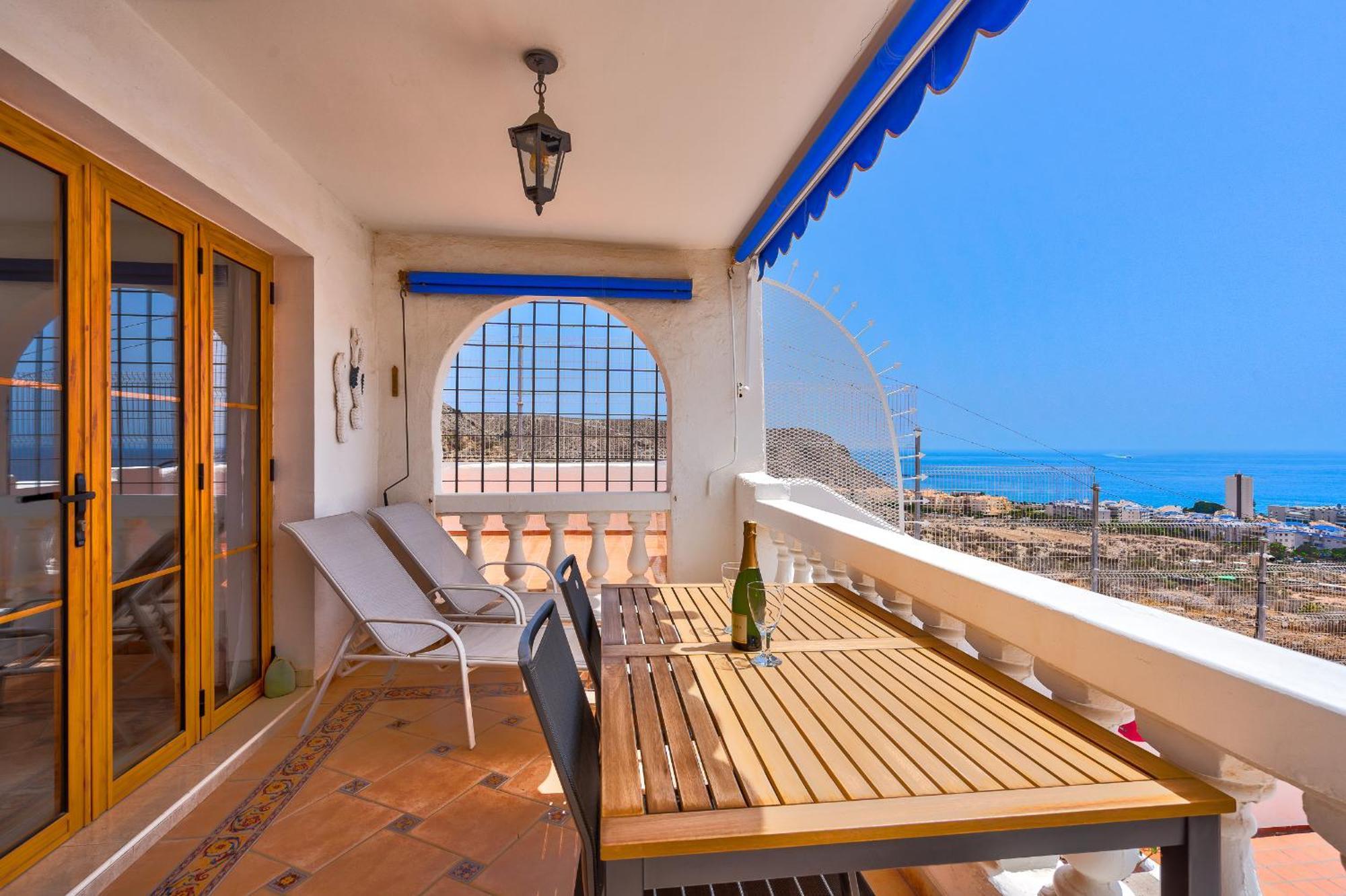 Port Royal Ocean View In Cristianos Apartamento