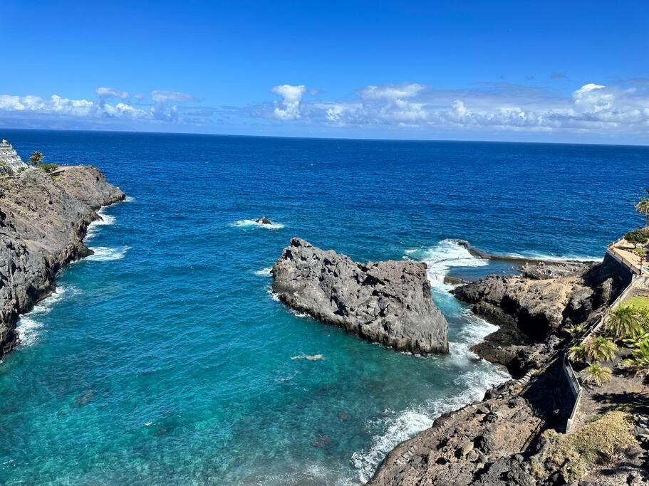 Gigantes View * Puerto de Santiago (Tenerife)