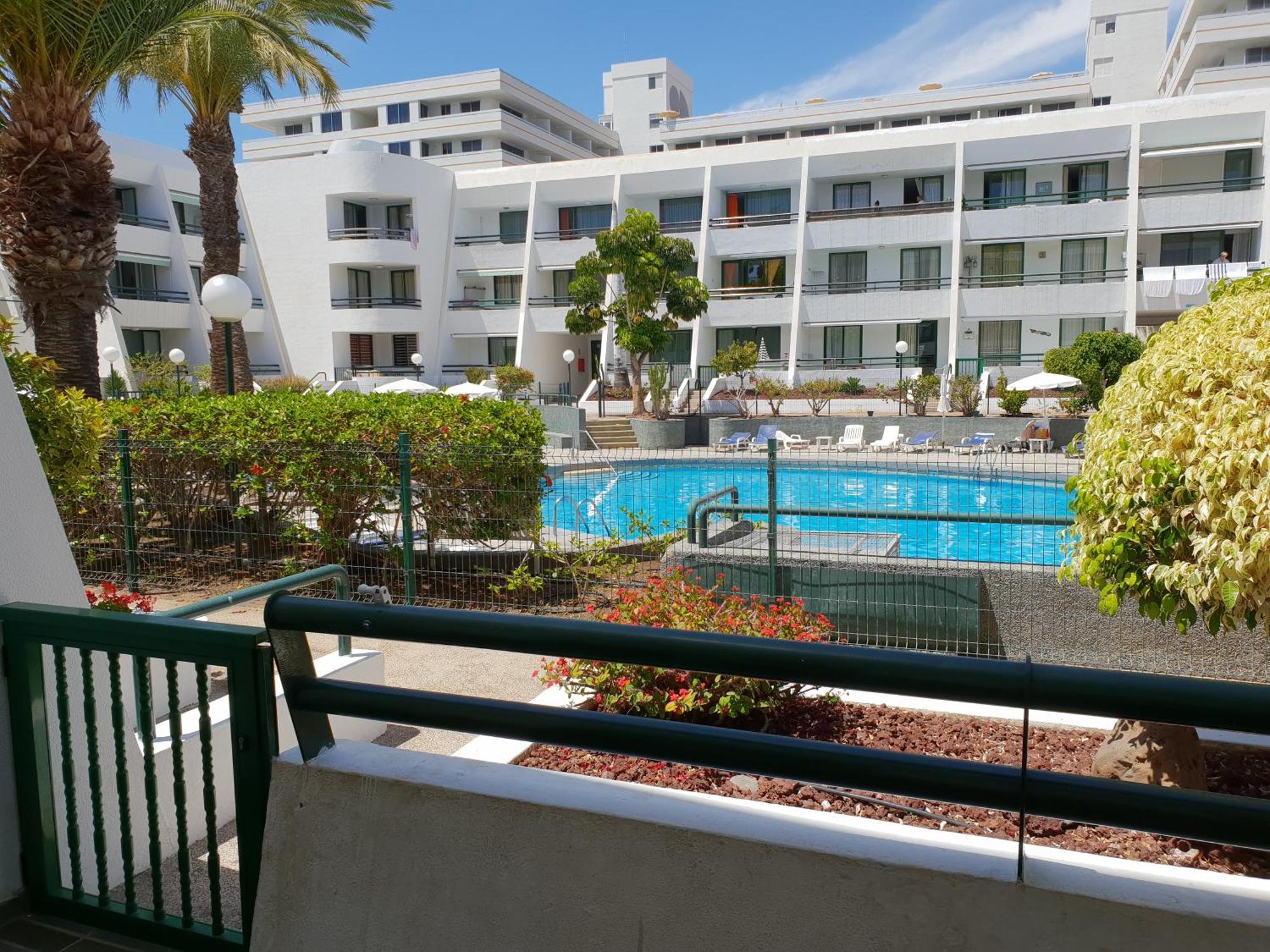 Casa Palmera 2 Only 150 Meters To The Beach, Heated Pool, Wifi, Sat-Tv, Terrace, Central Location, Washing Machine Appartement *