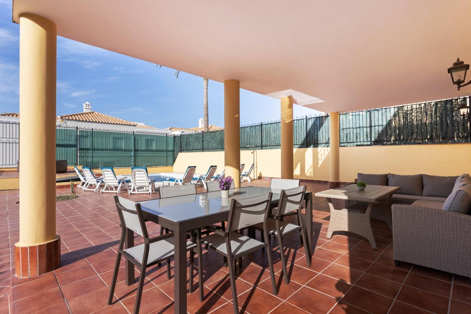 Classbnb - Exclusive With Private Pool 1 Kilometer From Cristianos *