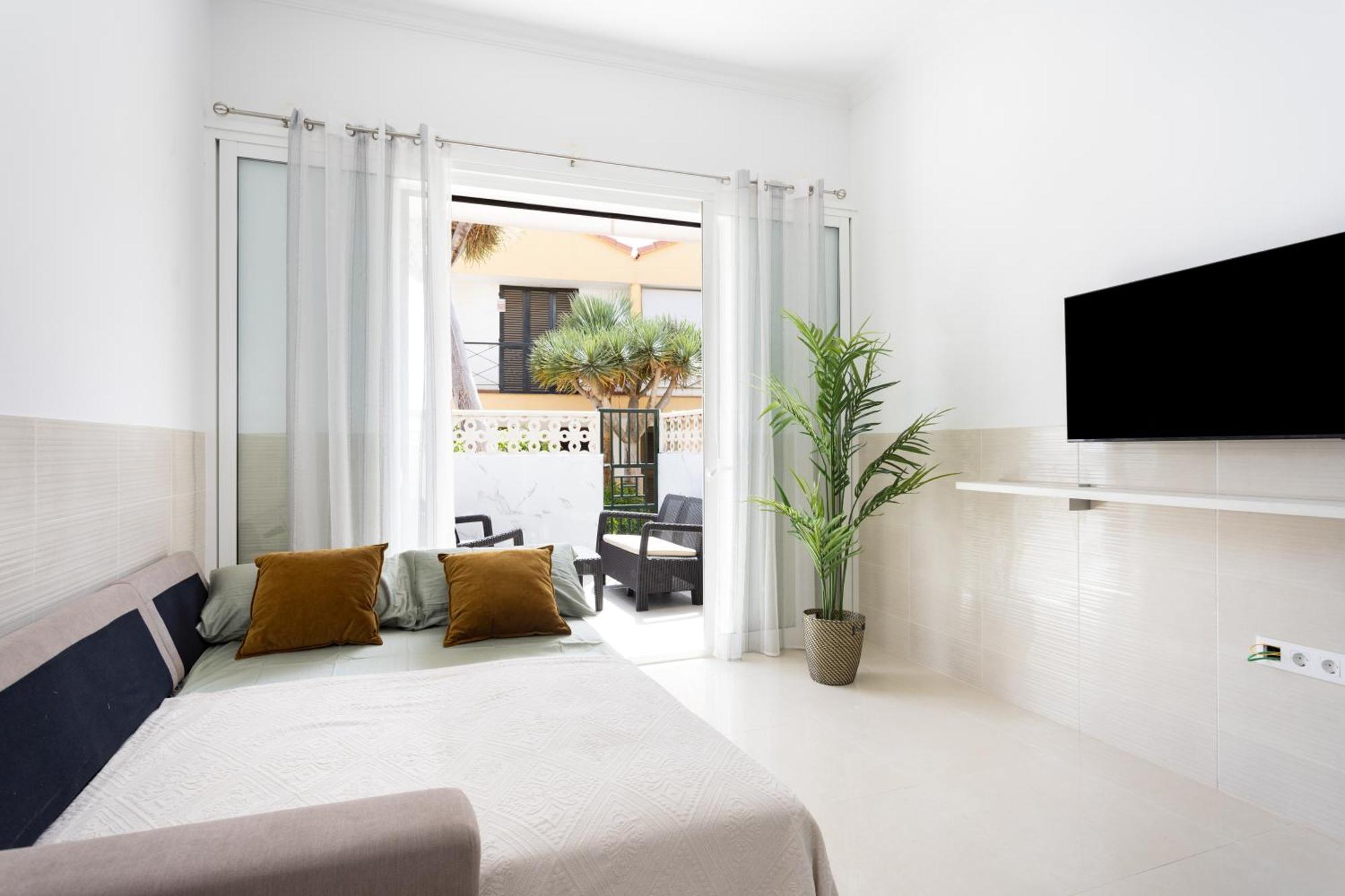 Classbnb - Two 250m From Americas Apartment