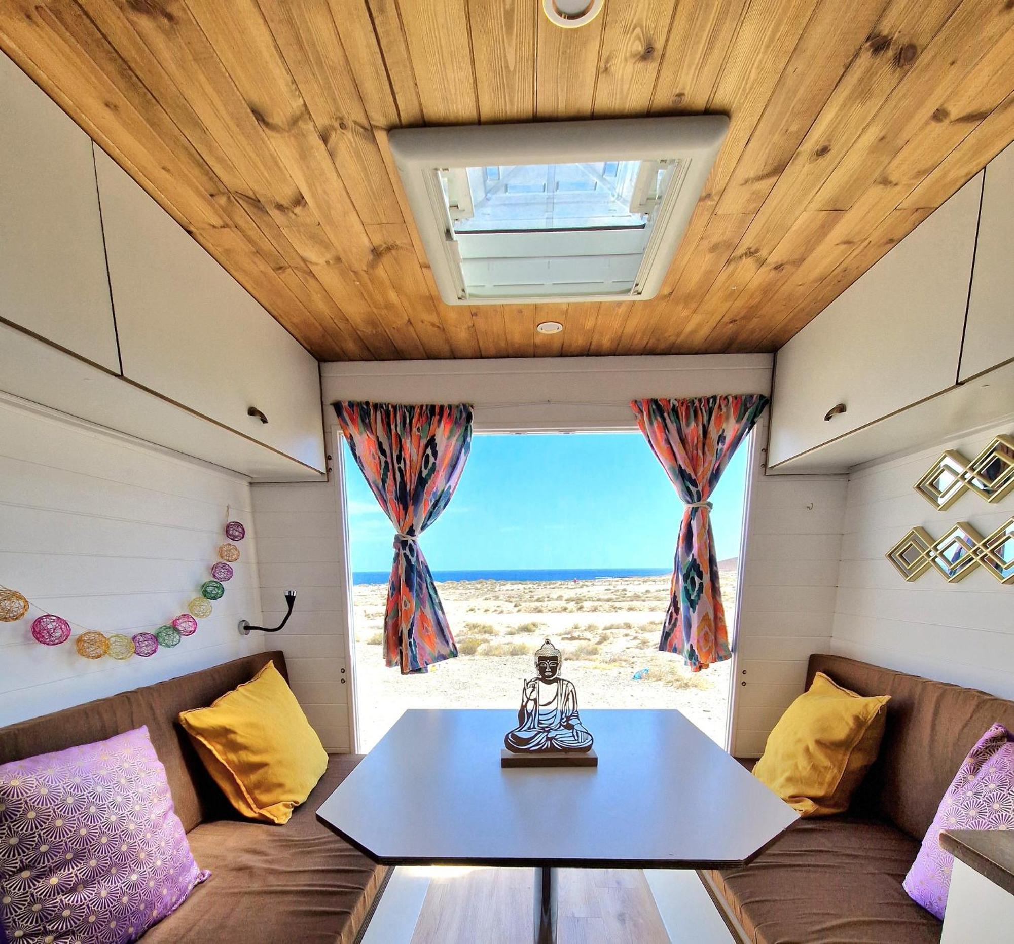 Camping Static Camper In Front Of The Sea El Médano