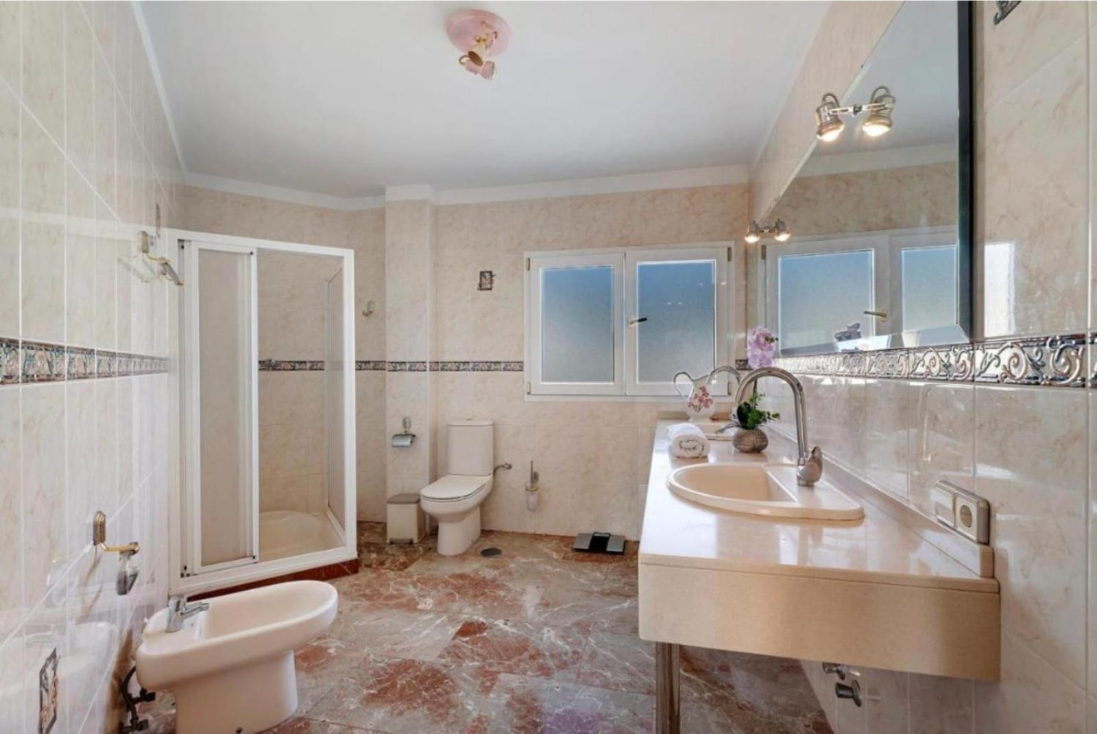Luxury El Mirador Villa *