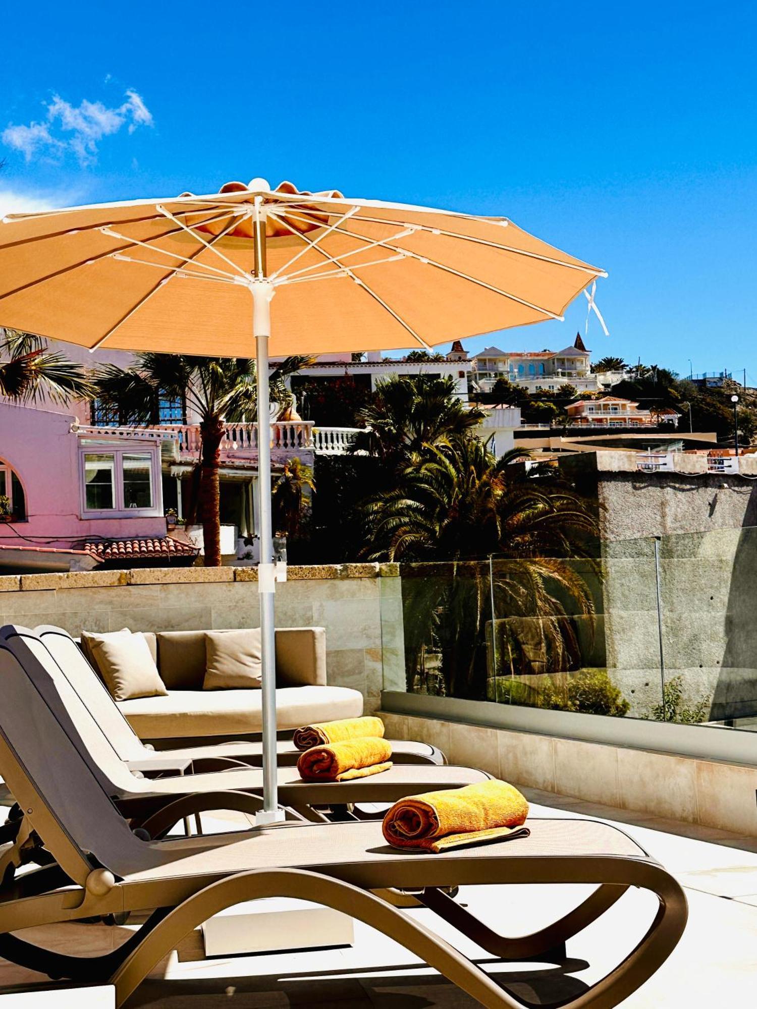 Margarita Villa *