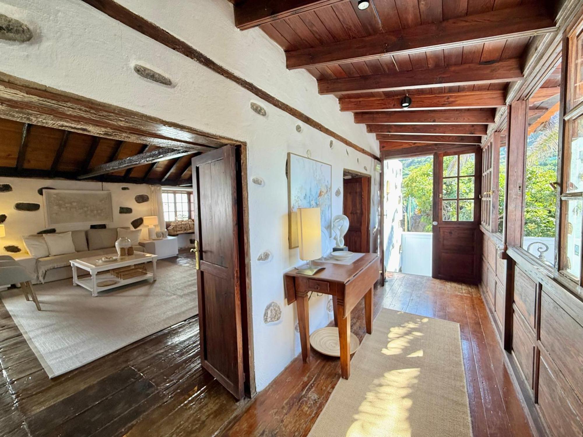 Сasa de vacaciones Casa Jarana, Private House With Jacuzzi Near The Sea Las Aguas