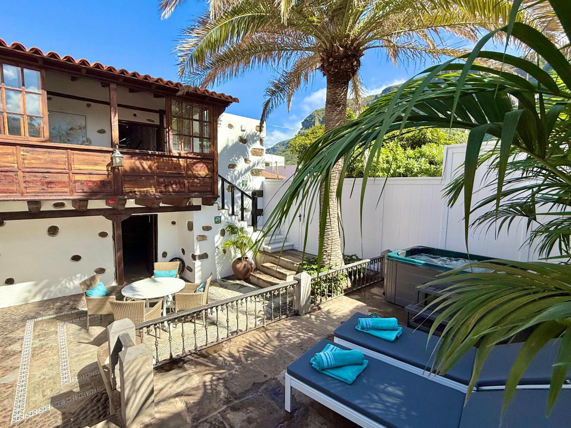 Сasa de vacaciones Casa Jarana, Private House With Jacuzzi Near The Sea