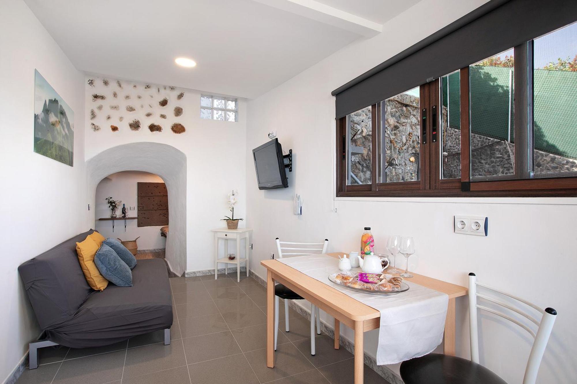 Bisangel House Holiday home *