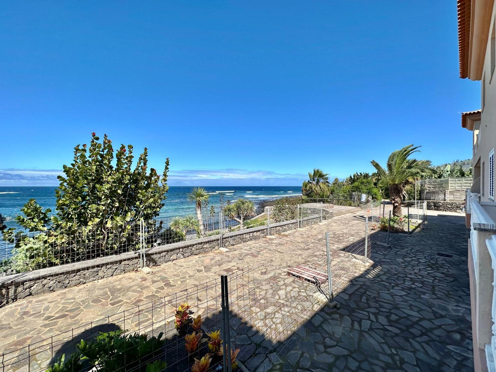 Costa Almar