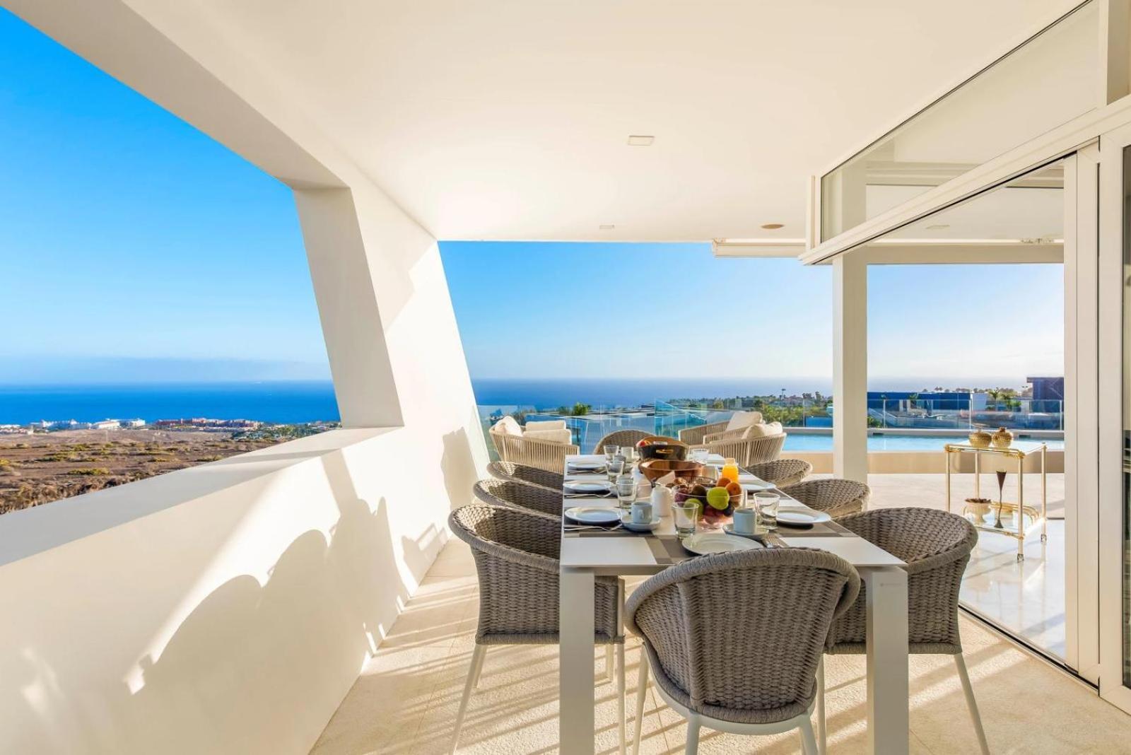 Luxliving Tenerife Serenas Villa