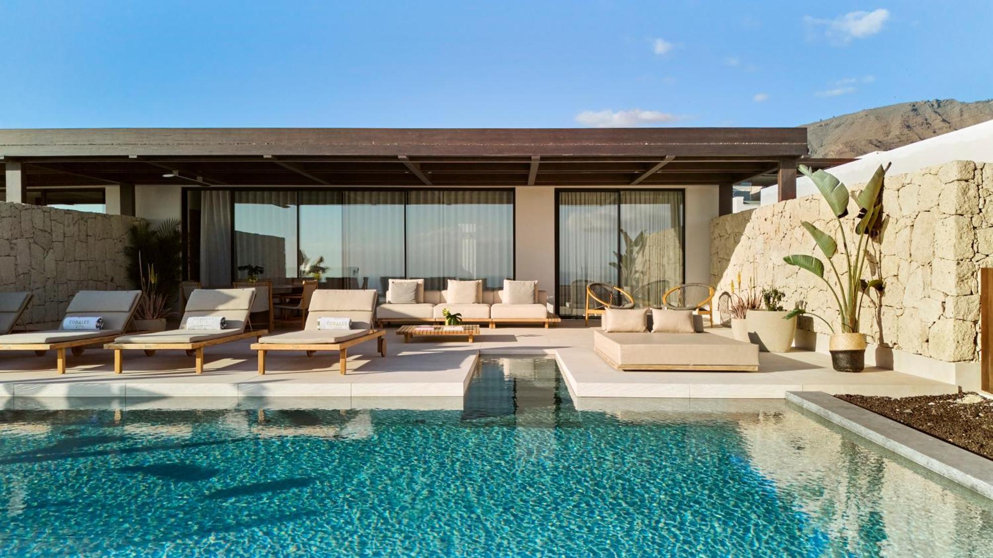 Hotel Royal Hideaway Corales 5*