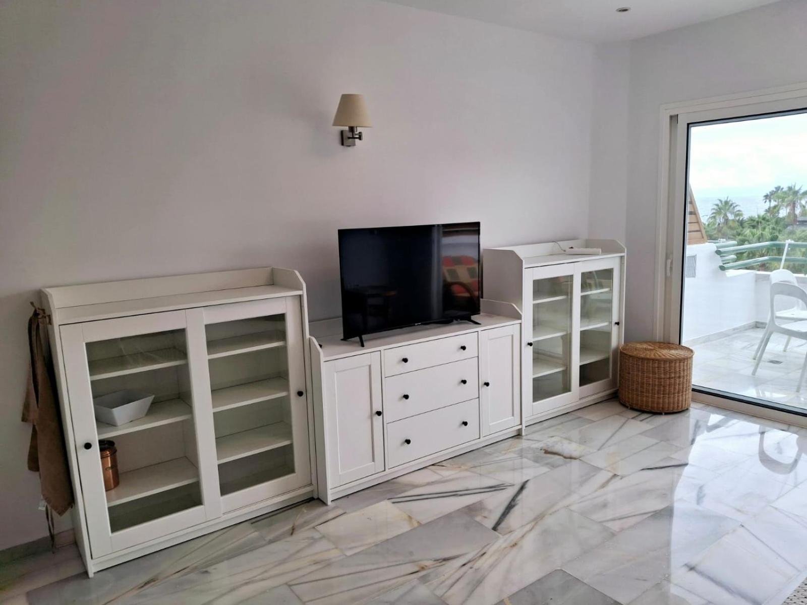 Altamira 82 - One Bed *