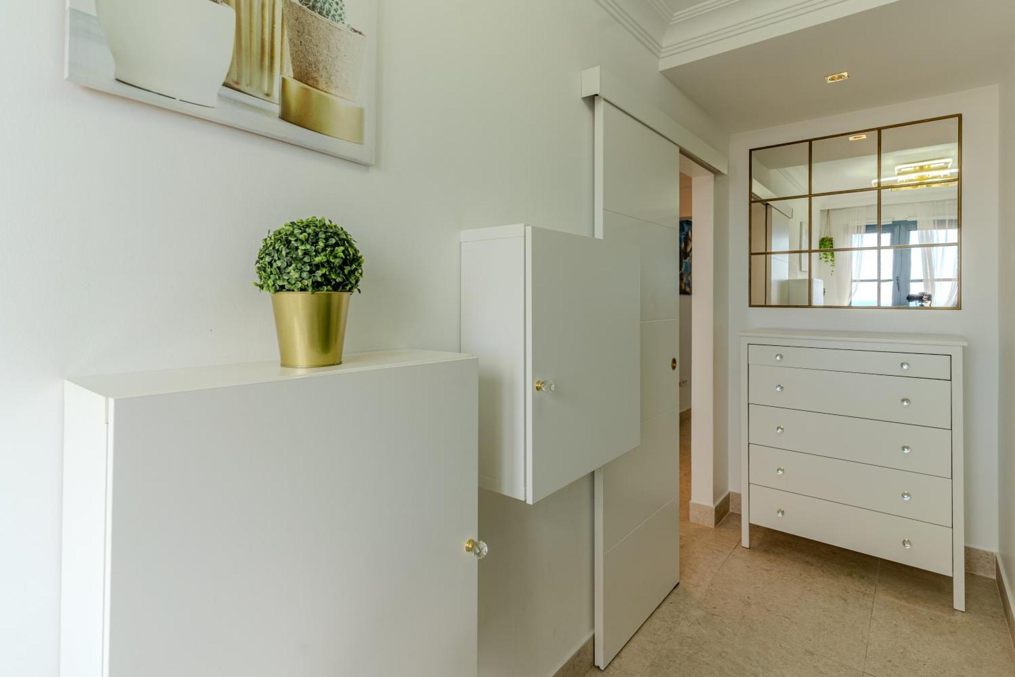 Charming Semi- Detached In Mirador Del Duque Apartamento *
