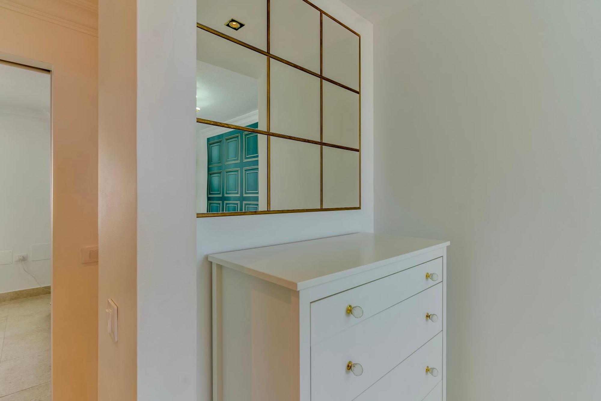 Apartamento Charming Semi- Detached In Mirador Del Duque