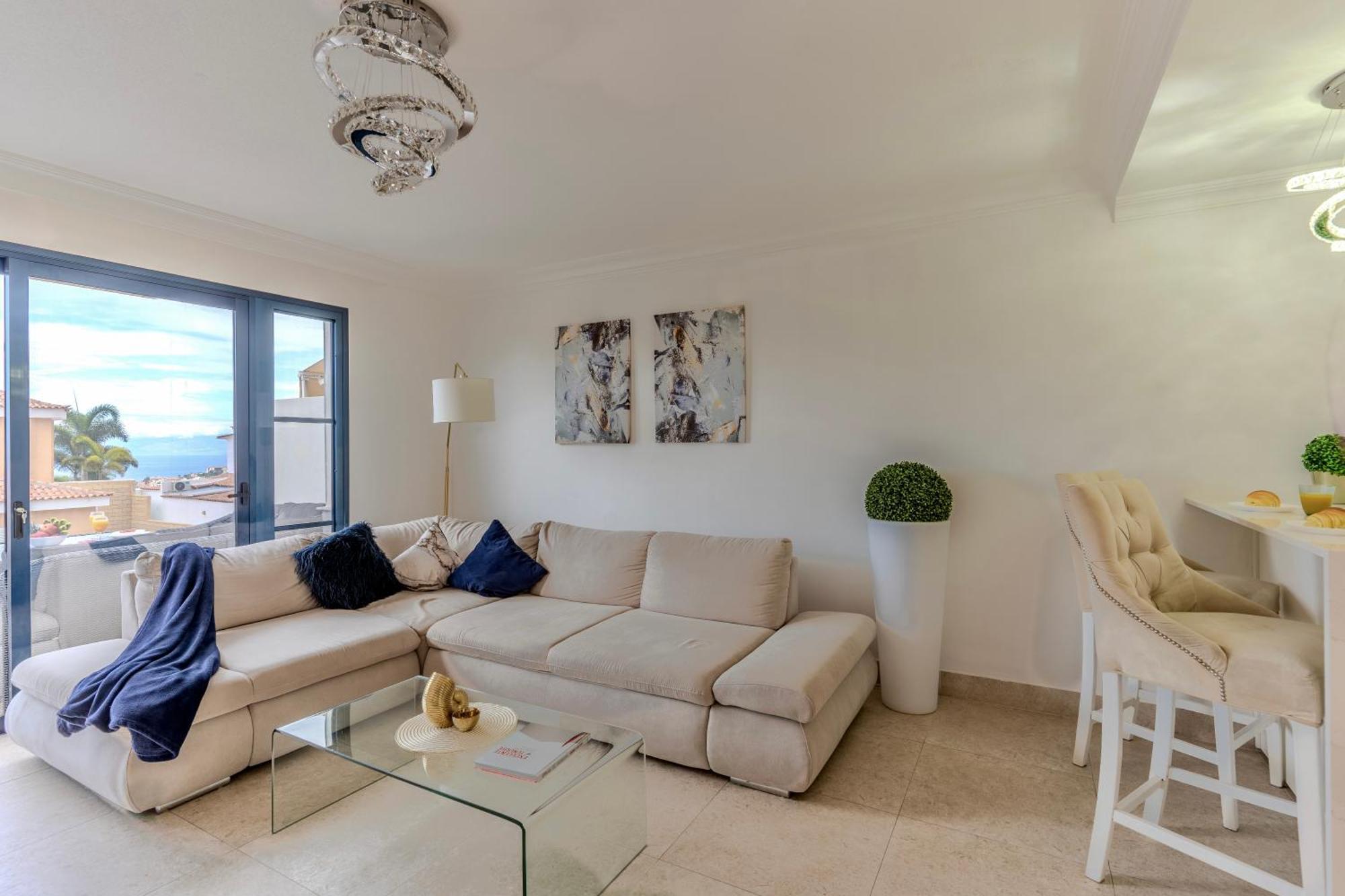 Apartamento Charming Semi- Detached In Mirador Del Duque