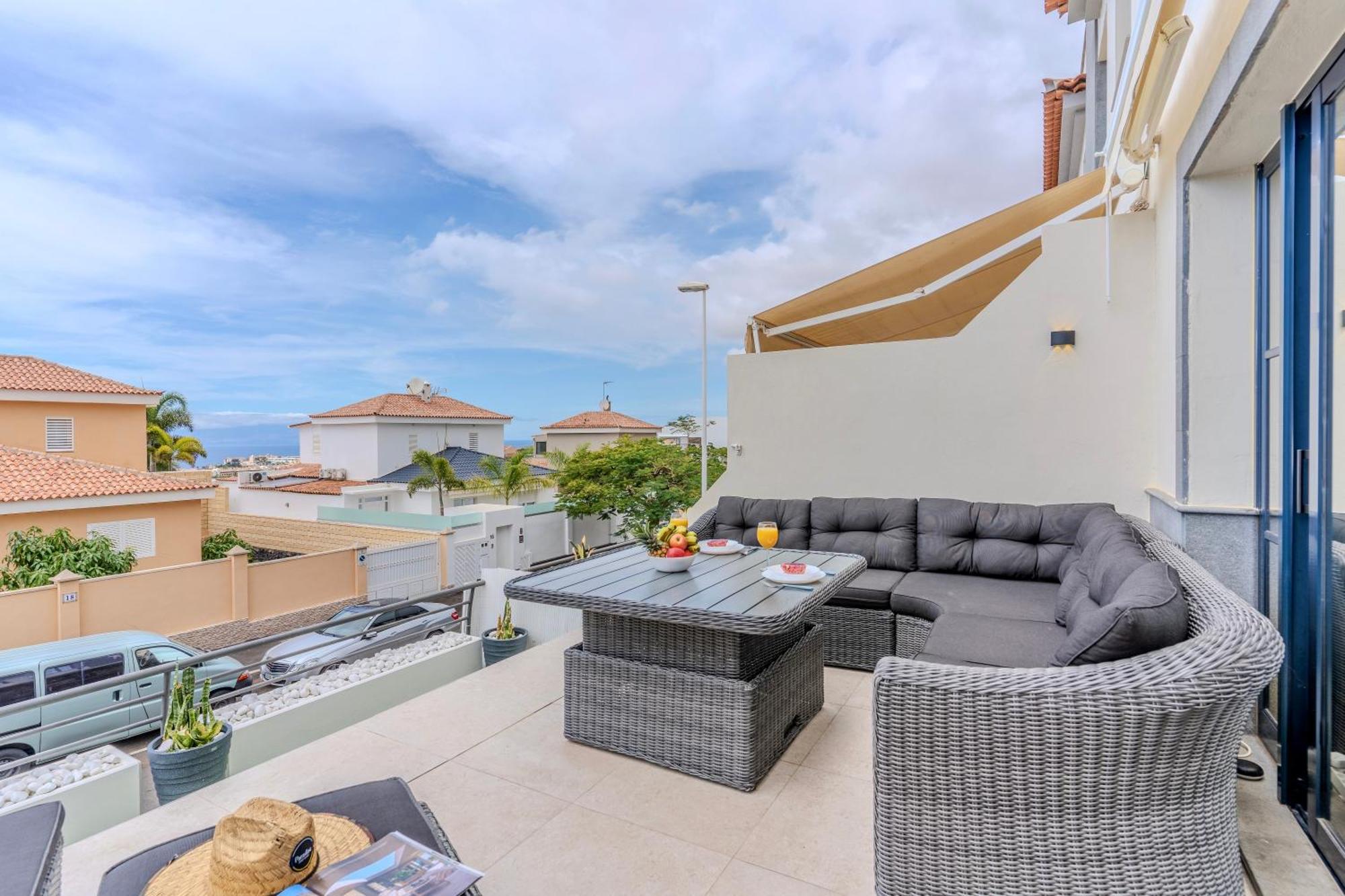 Apartamento Charming Semi- Detached In Mirador Del Duque *