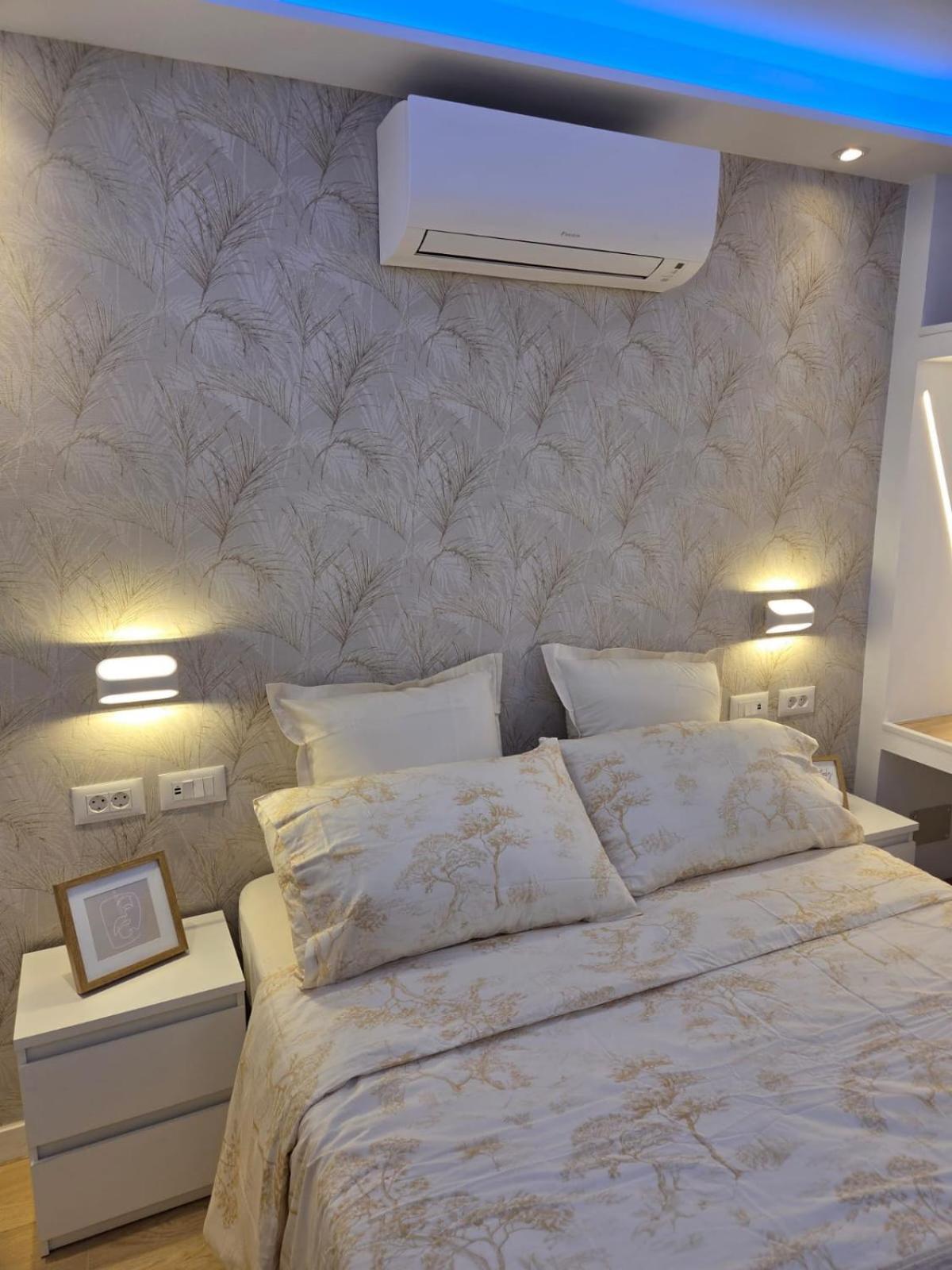 Luxury Alondras E108