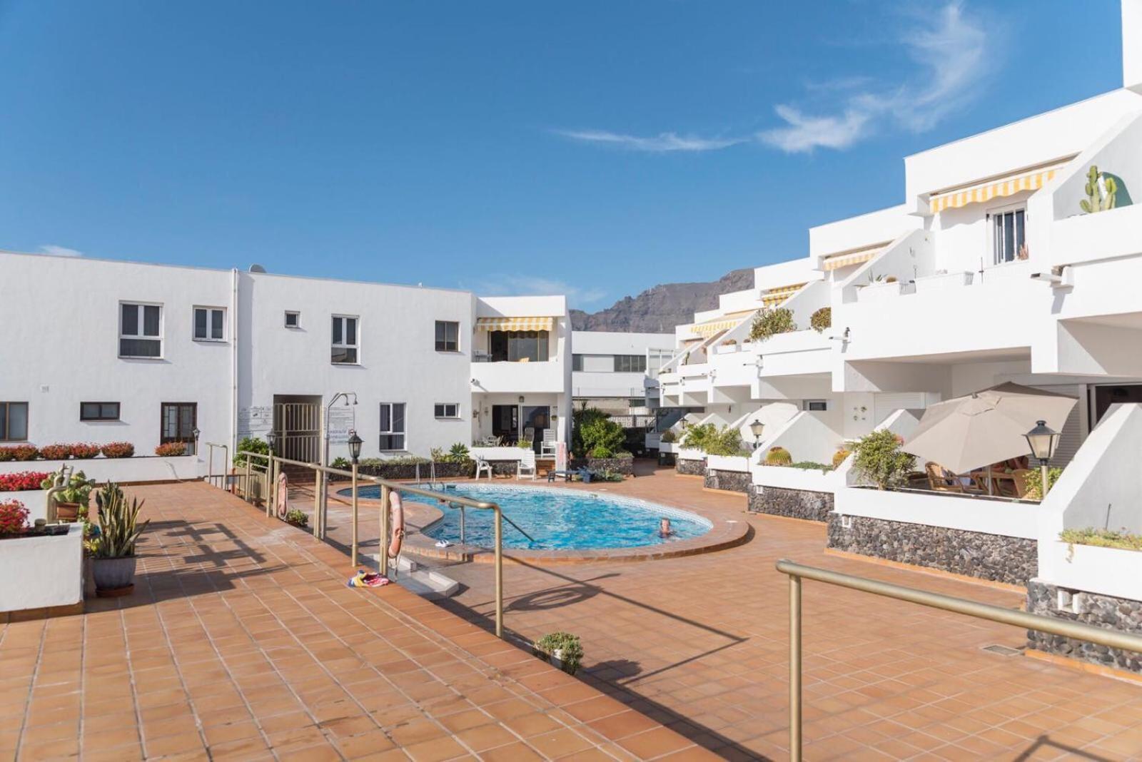 Exclusive Frontline One Bedroom