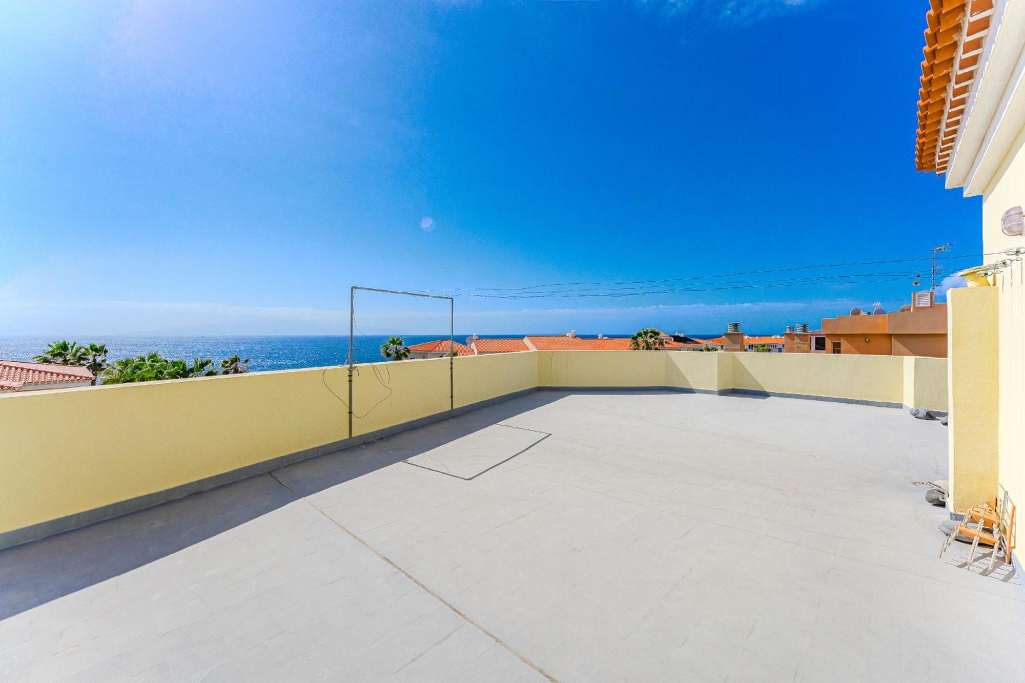 Valmar Vista Oceano , Parking Guía de Isora