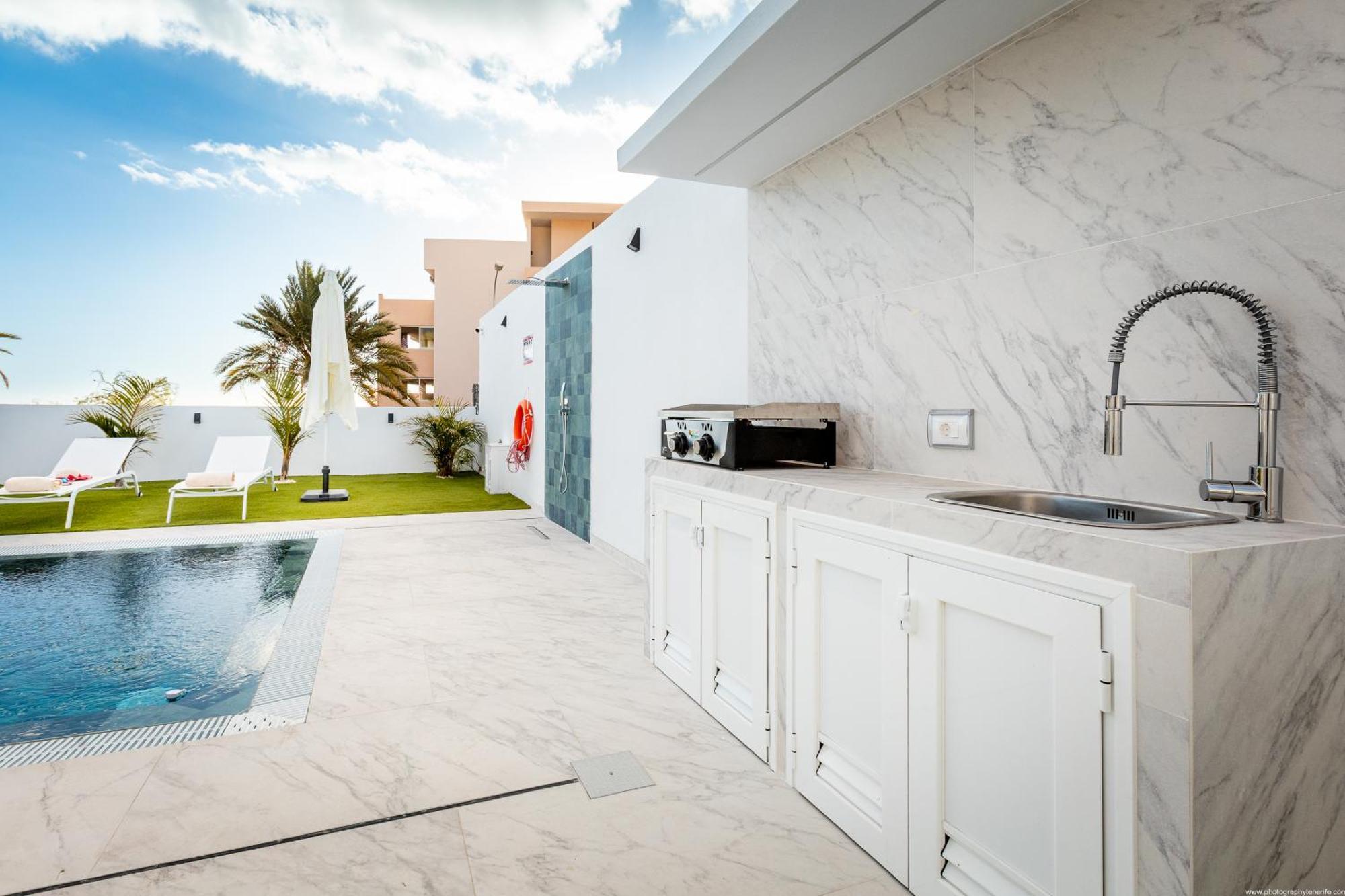 Michelle Private Oasis Heated Pool And Wifi