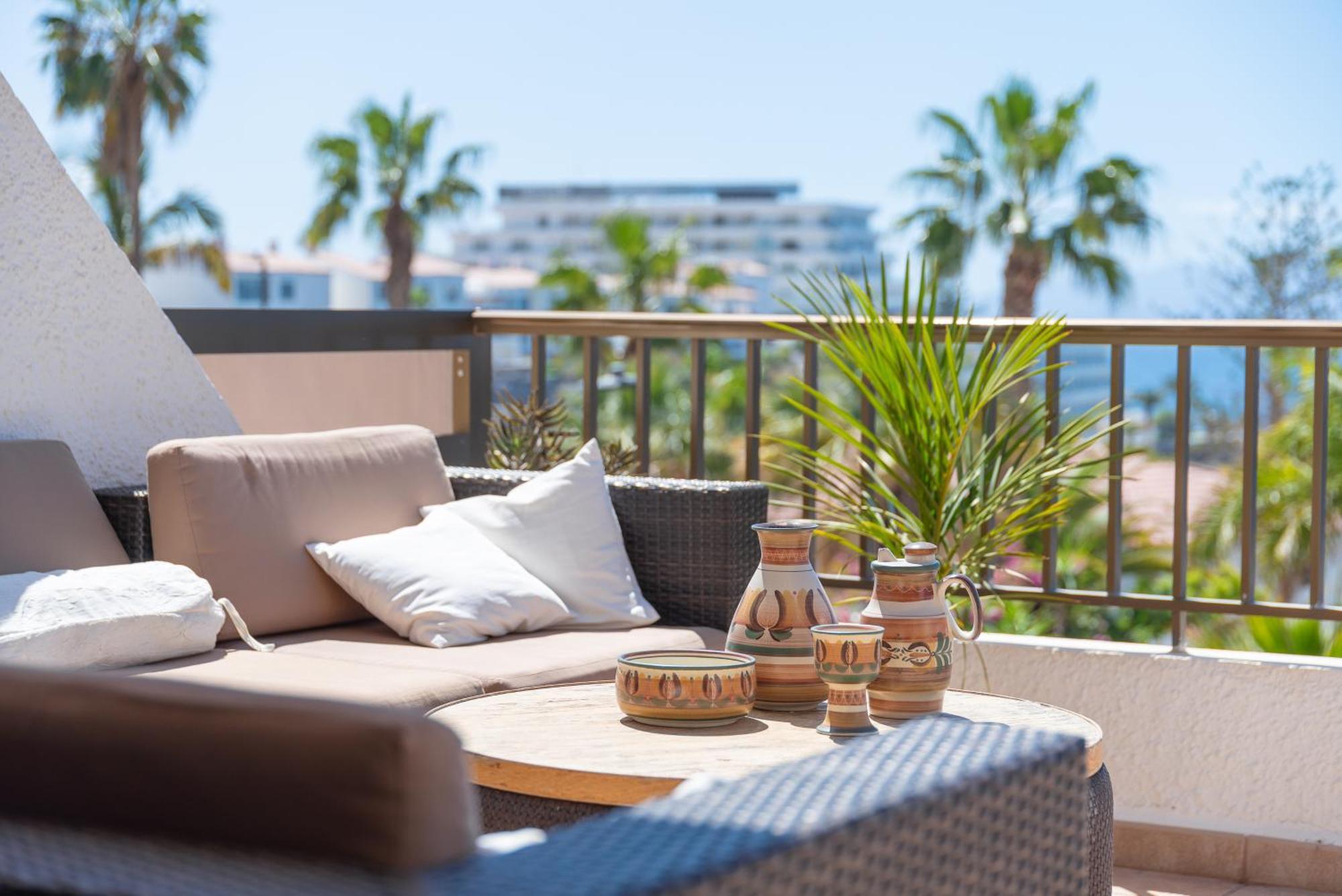 Apartment With Stunning View By Dream Homes Tenerife *