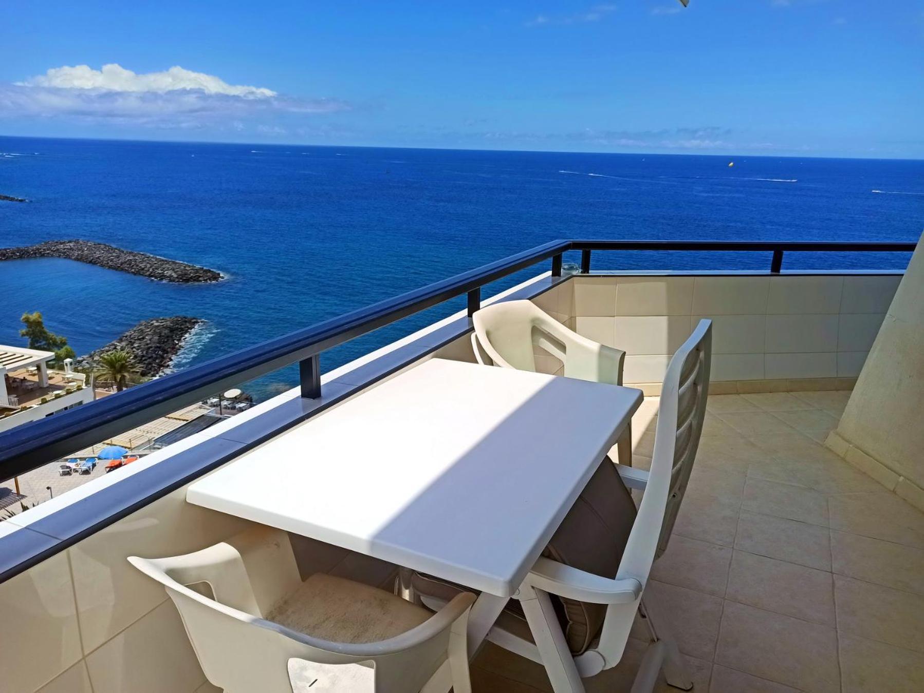 Cozy In The Center Of Costa Adeje On The 1st Coastline *