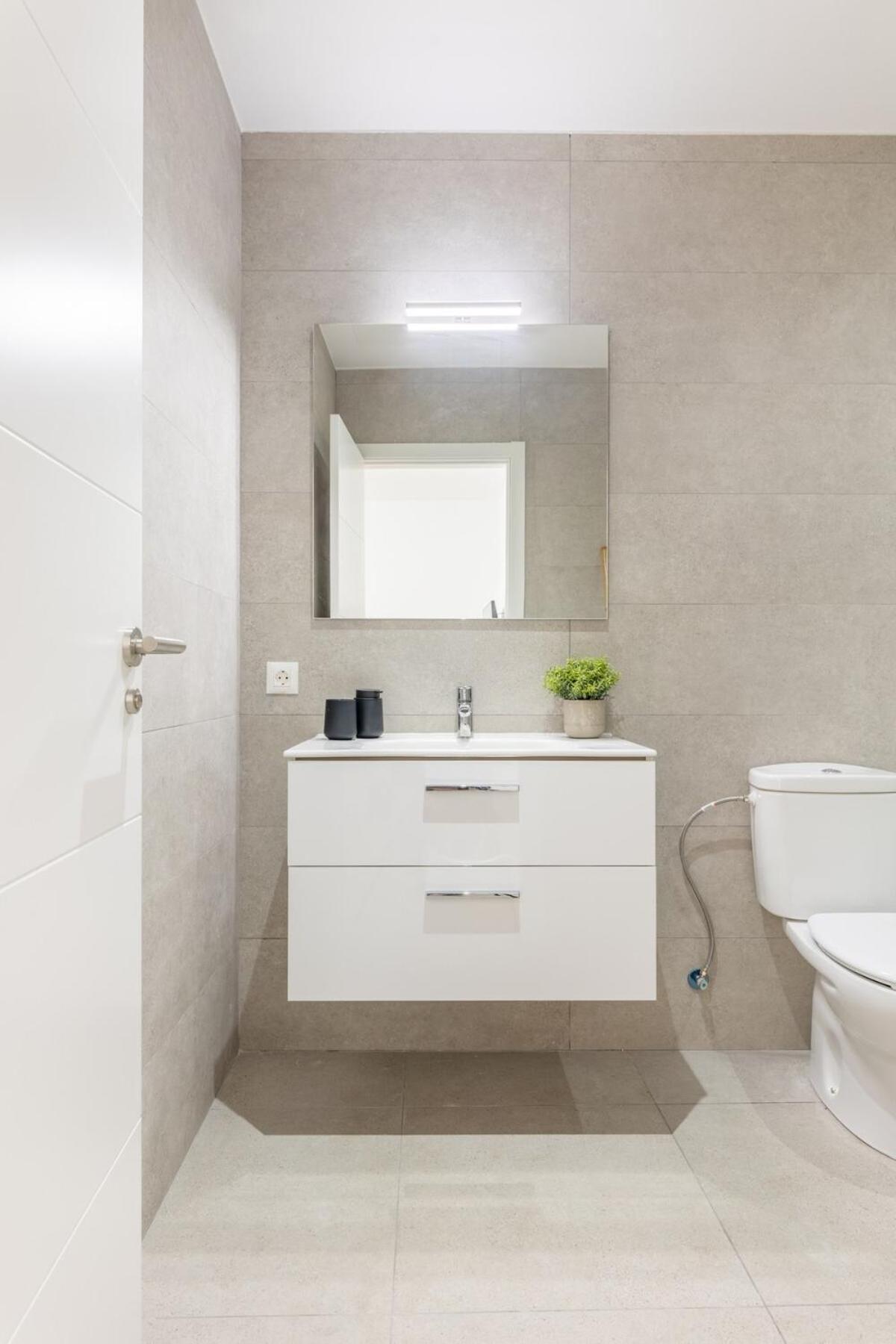 Modern Comfort In The Heart Of La Laguna (Tenerife)