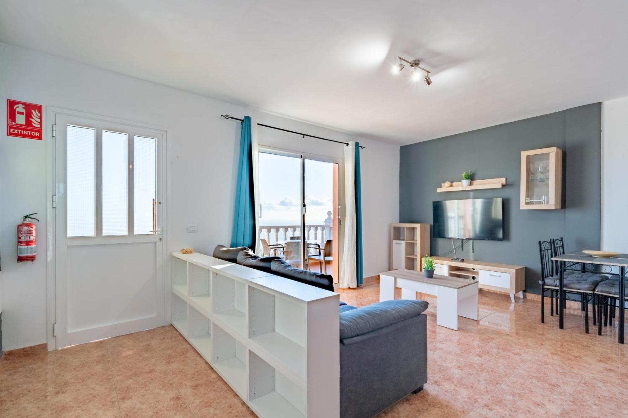 Menores Sea View Aparthotel
