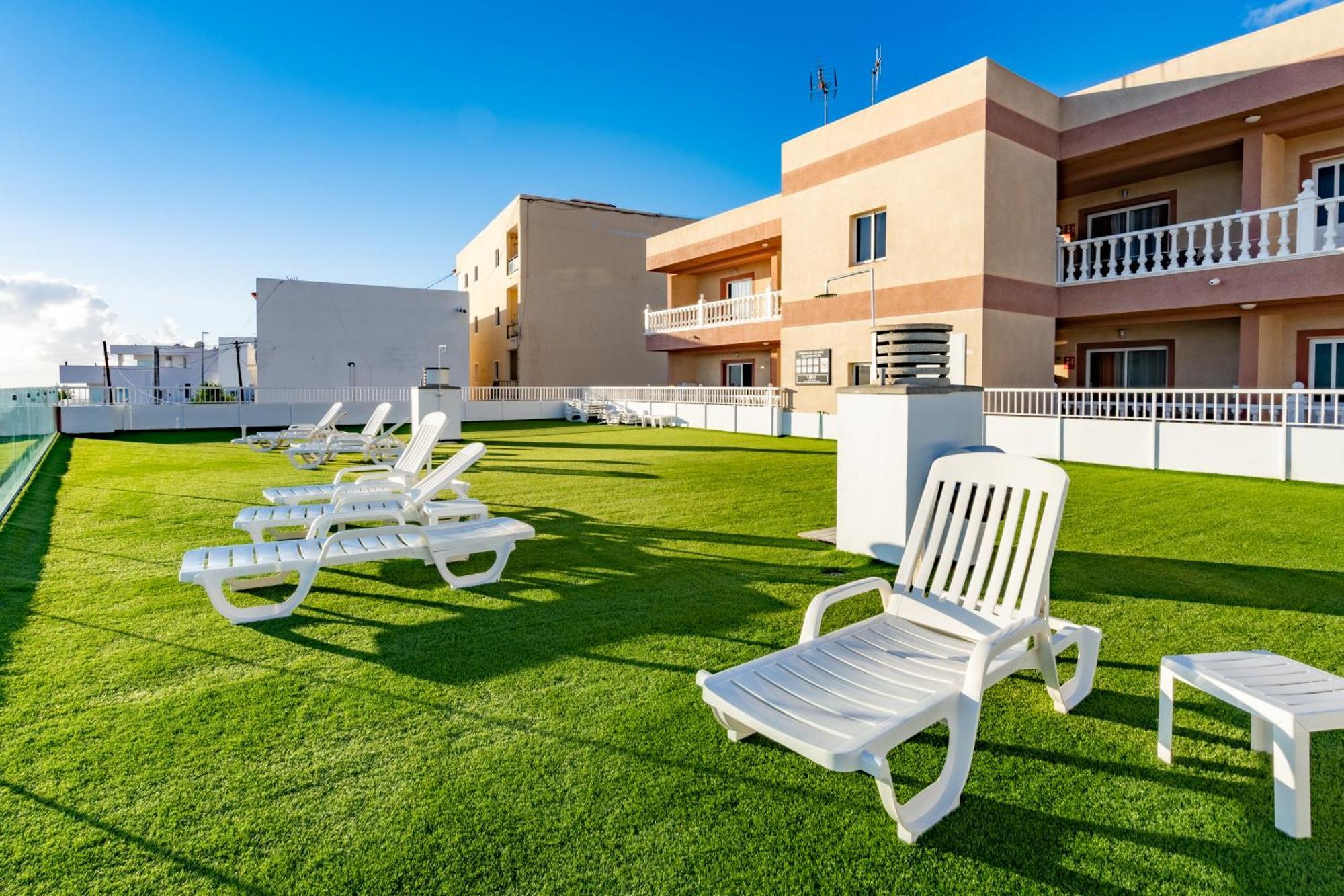 Menores Sea View *
