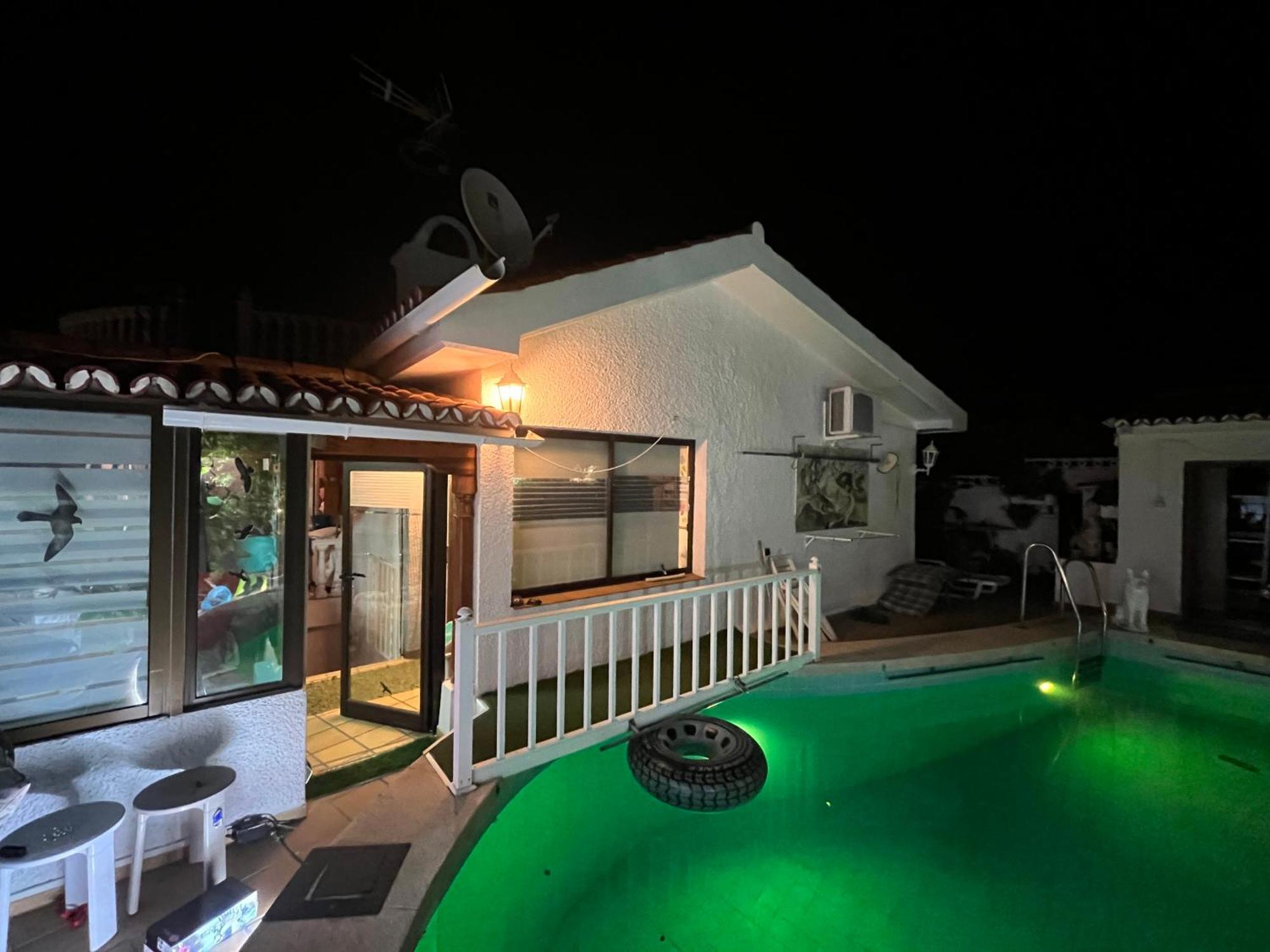 Piscina, Chalet, Tranquila Hébergement de vacances