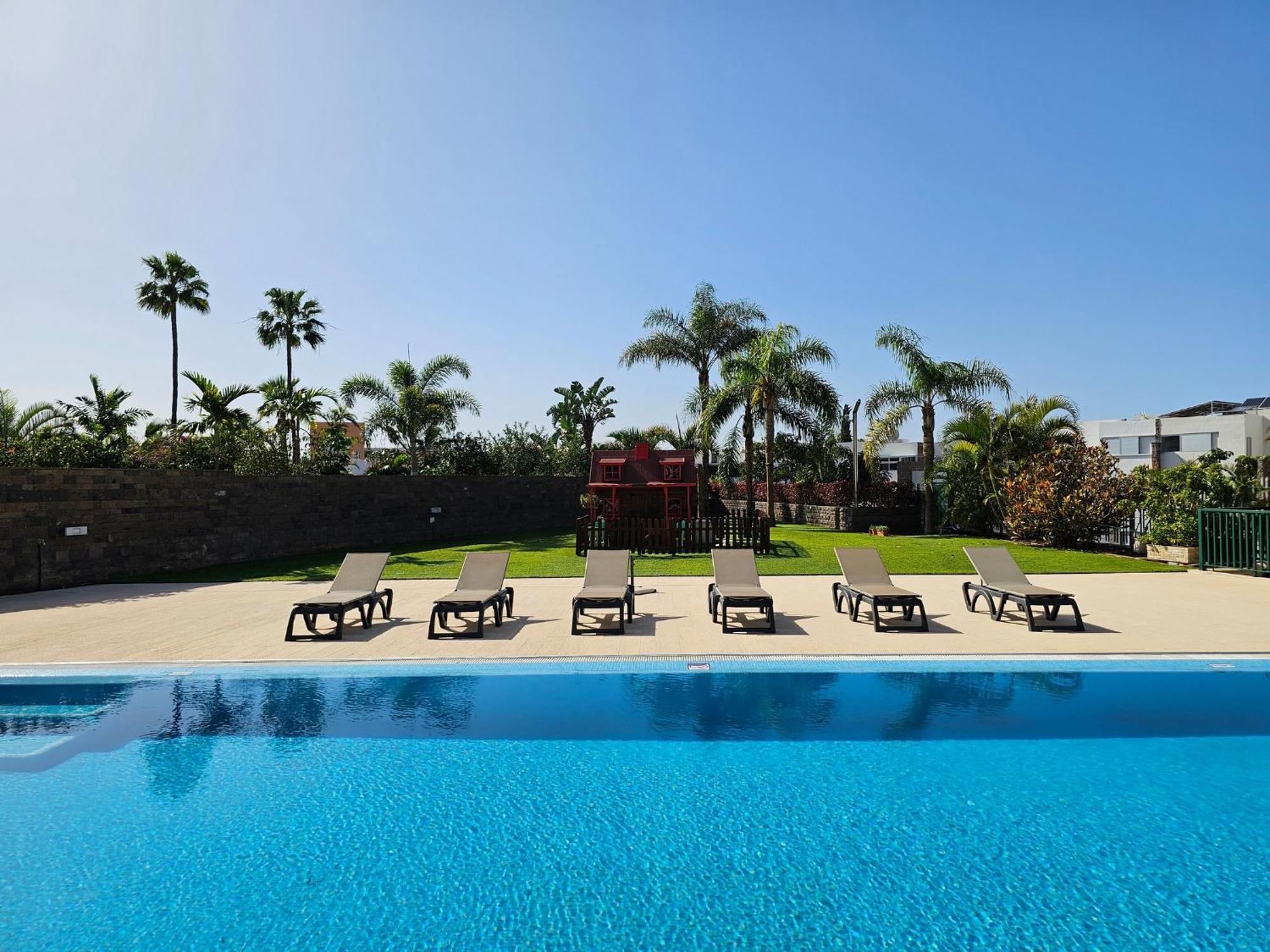 Karat Oasis Del Duque Villa *