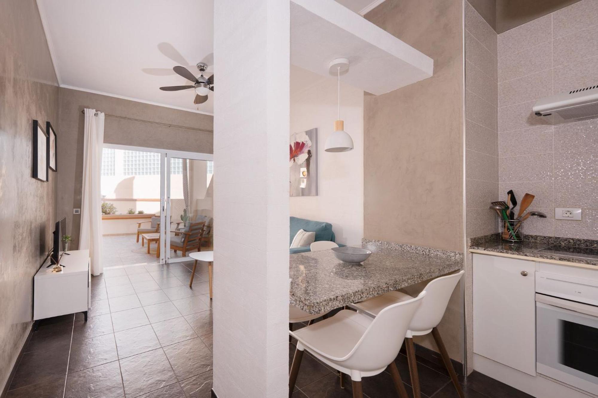Clara Fanabe Apartment *