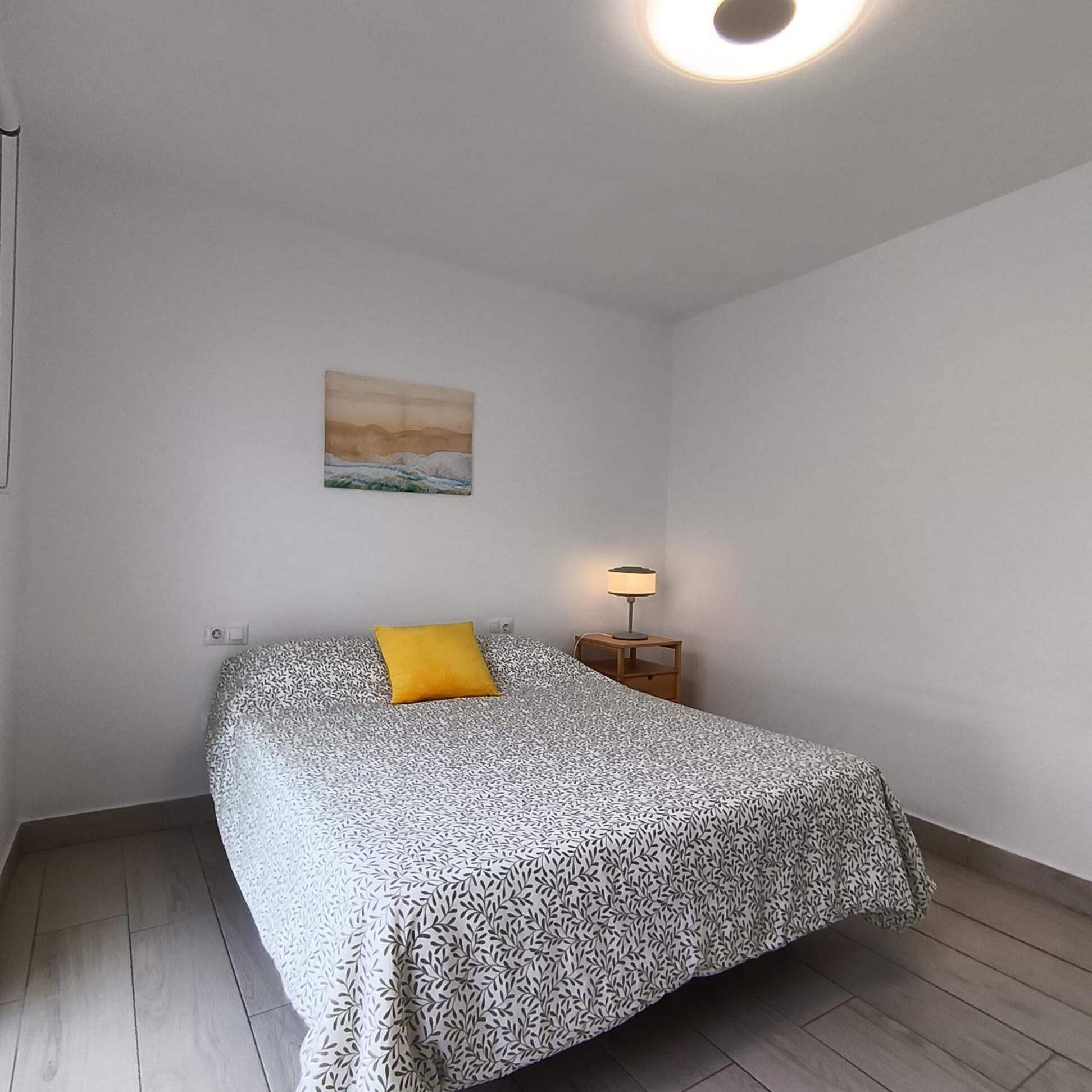 Kyomu El Pilar Apartment *