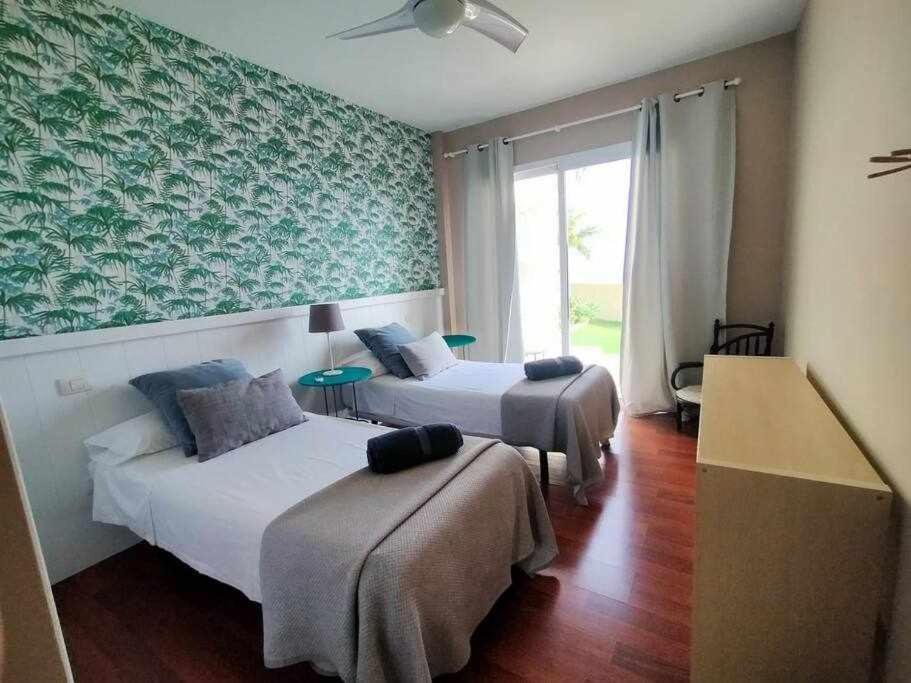 Luxury To The Ocean *