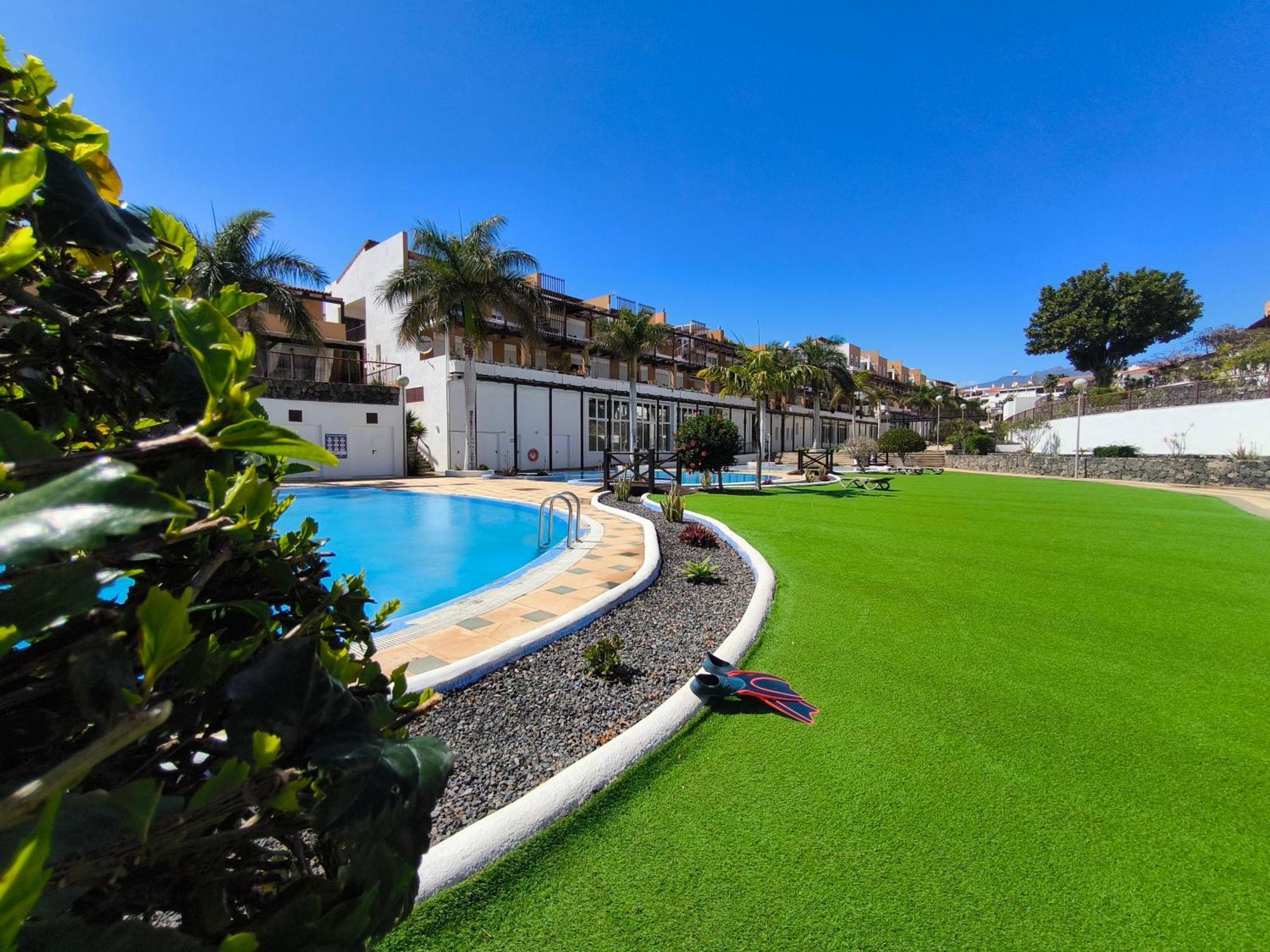 Rentenerife Magec Swing & Sun Amarilla Golf * San Miguel de Abona