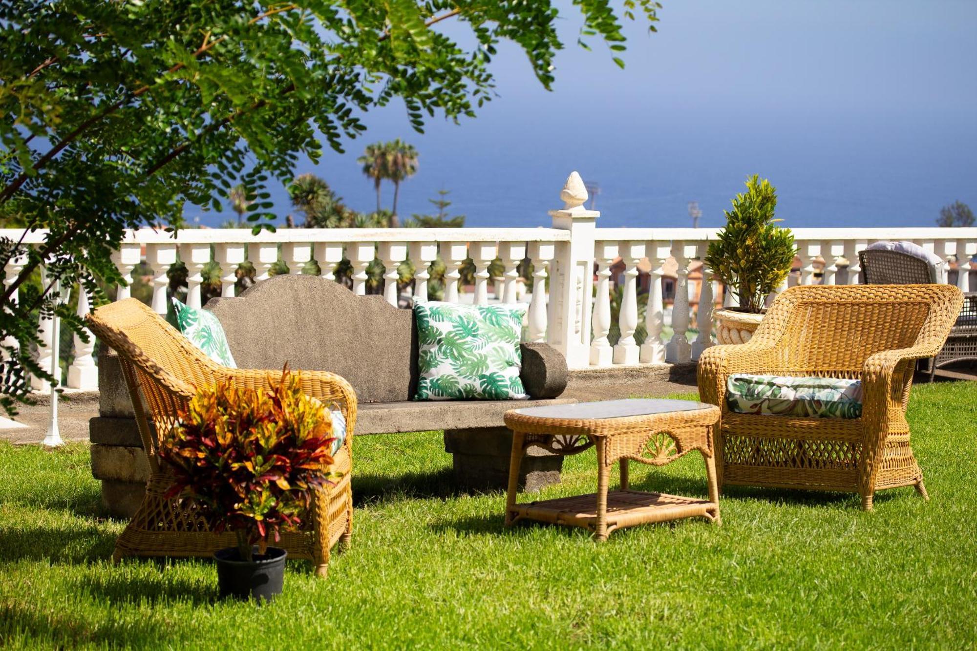 La Perla Exotica Villa *