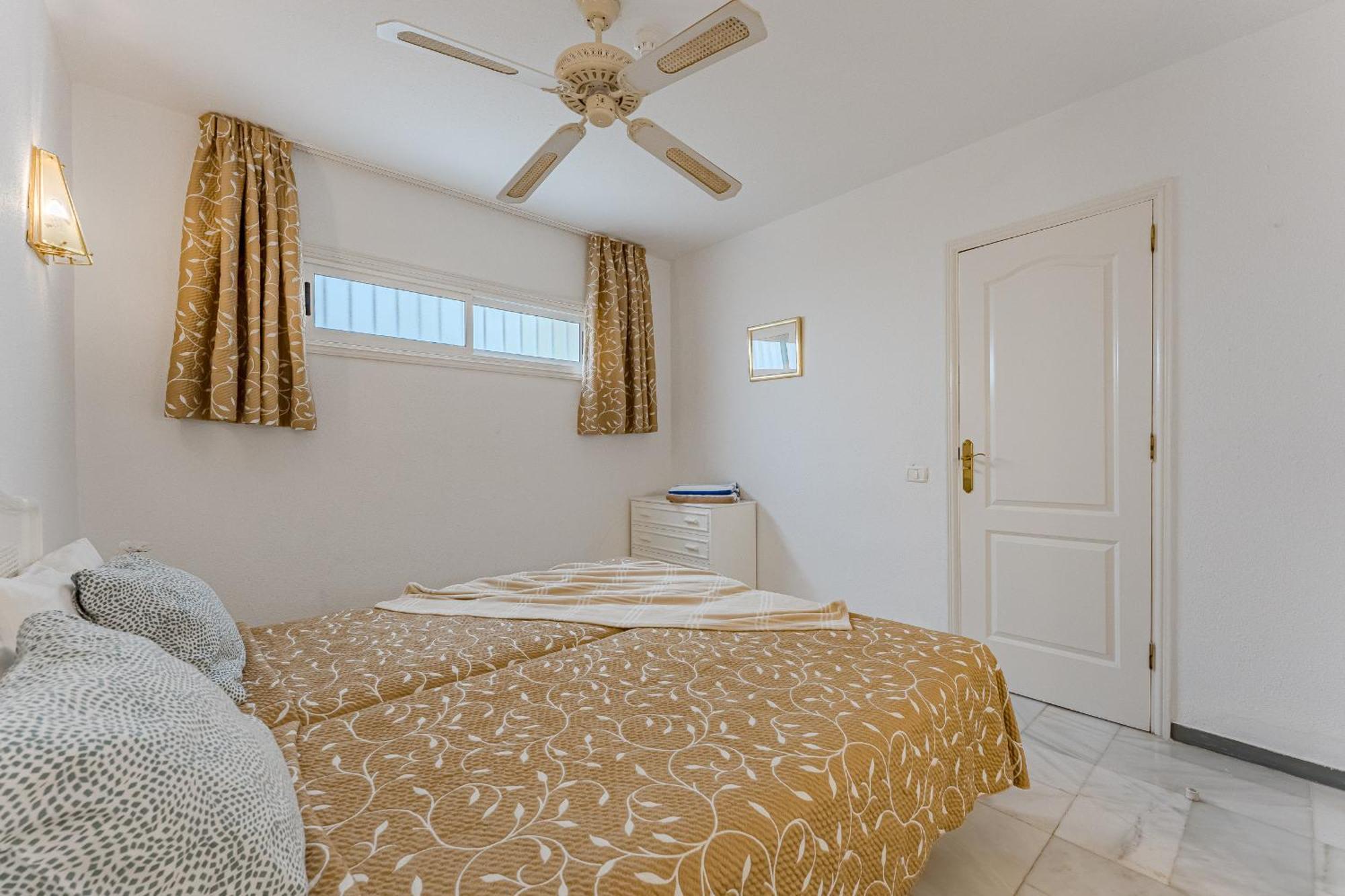 Hermitage Homes Fpc * Costa Adeje (Tenerife)
