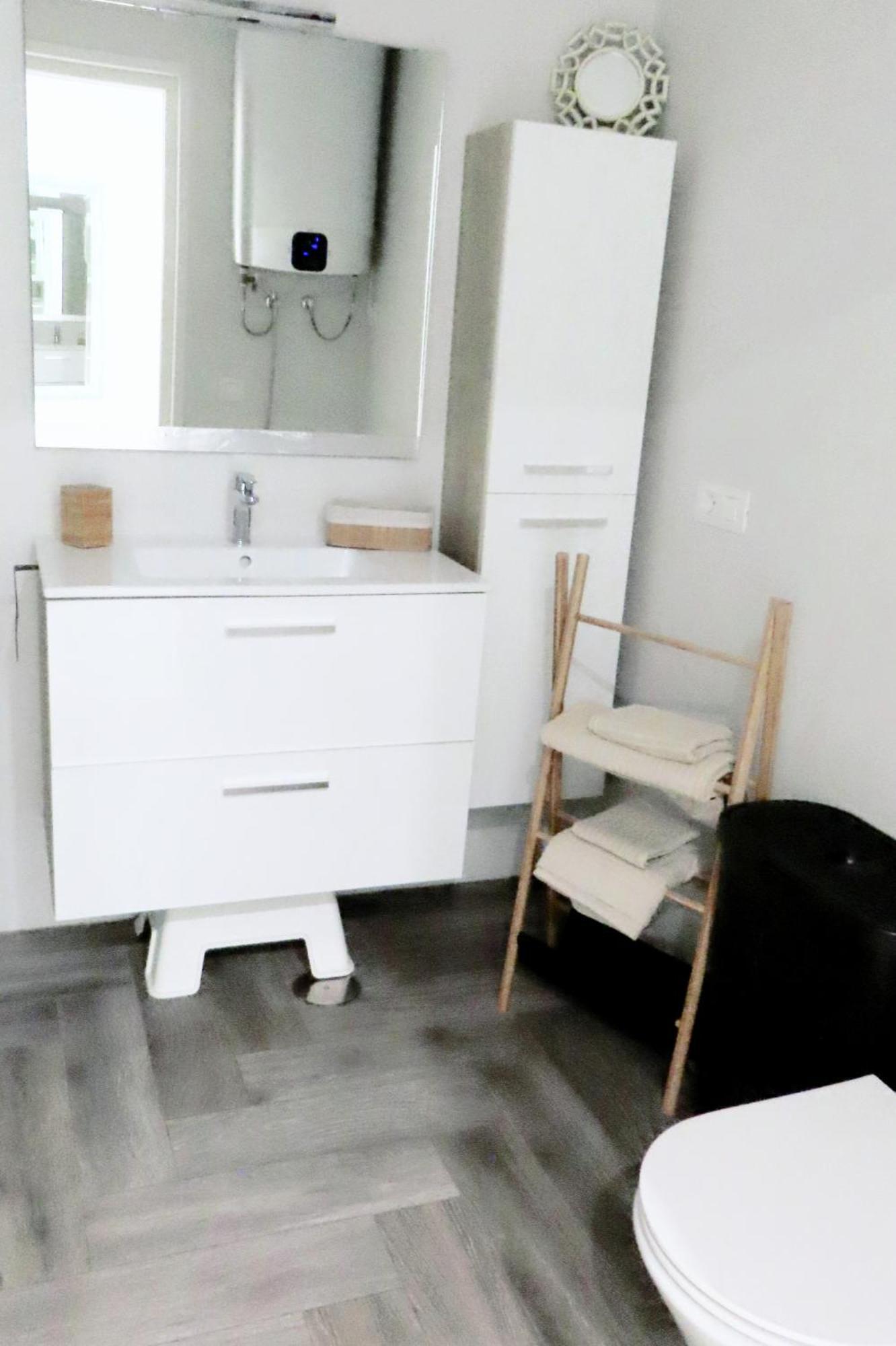 Refreshing Oasis Apartment