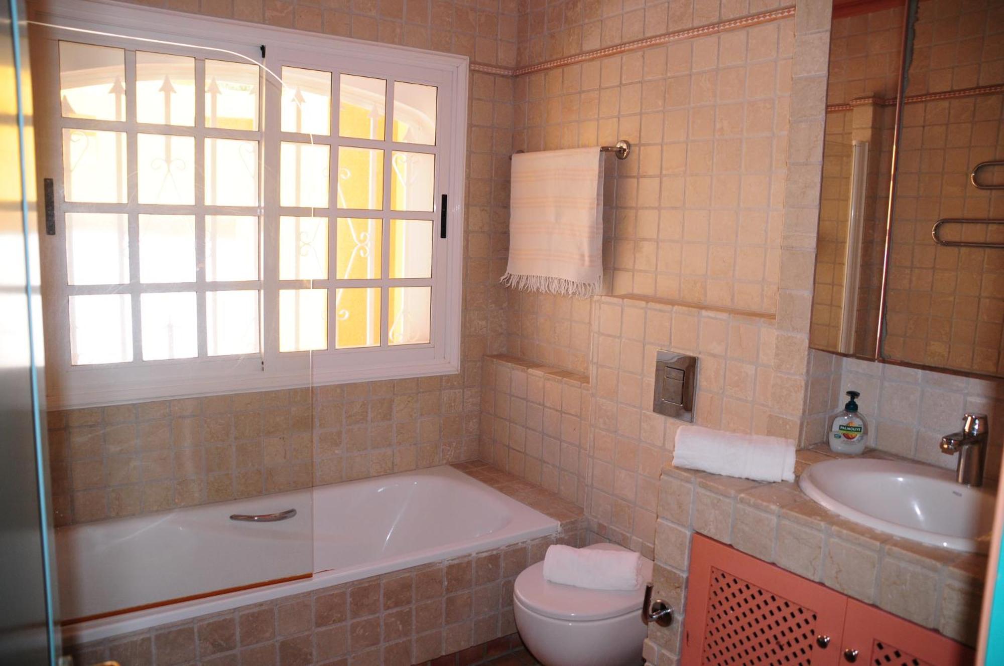Gwai Villa *