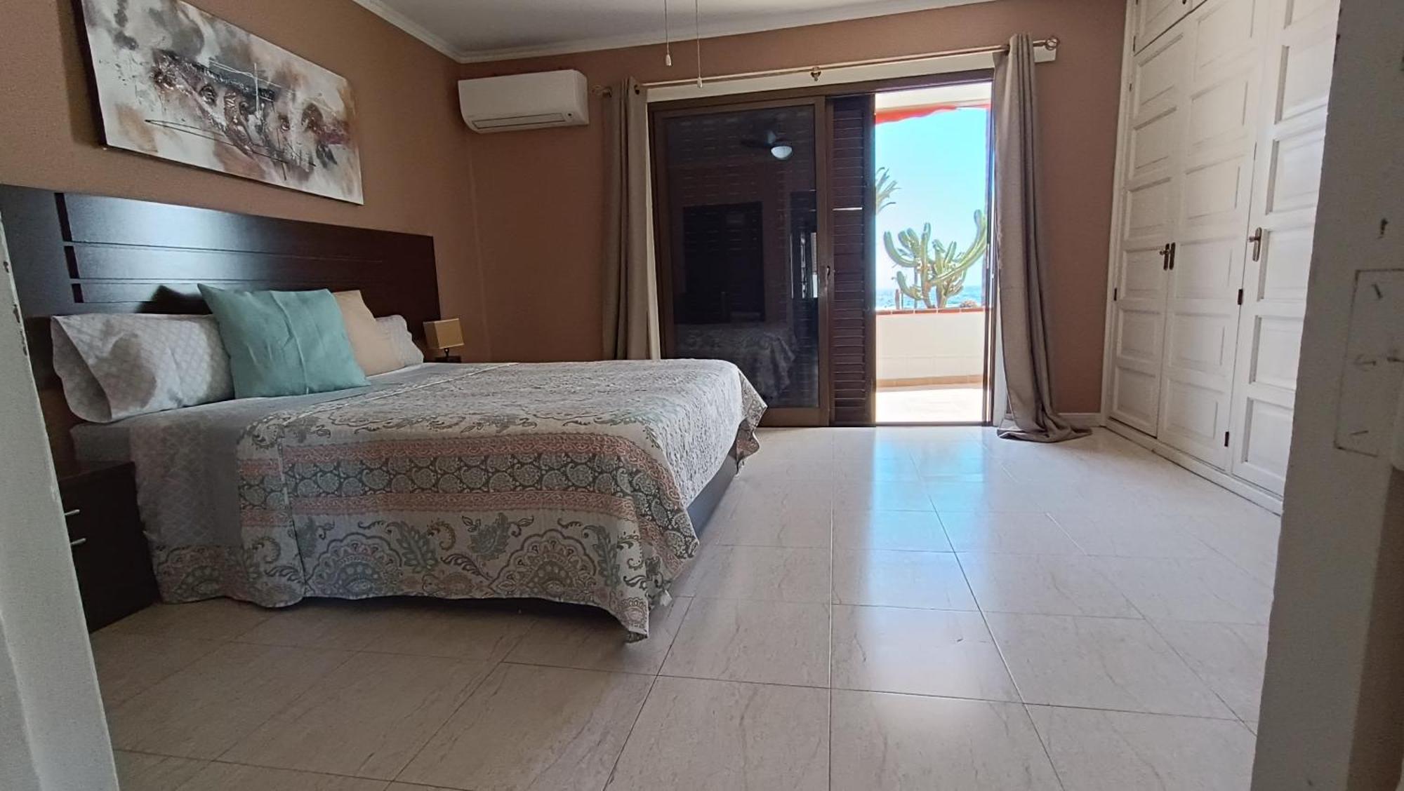 In Parque Santiago 1 Dreams True! Chalet Playa de las Americas (Tenerife)