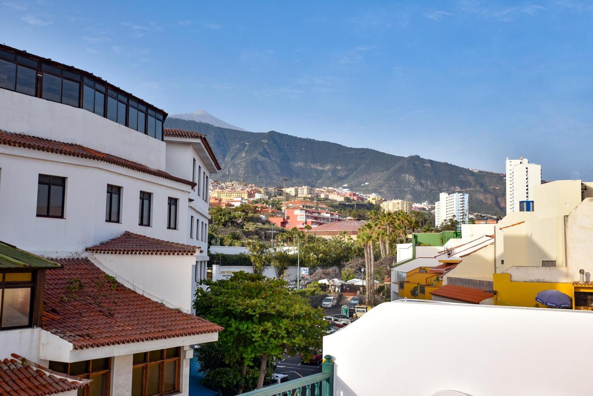 Apartment Bencomo Subset *