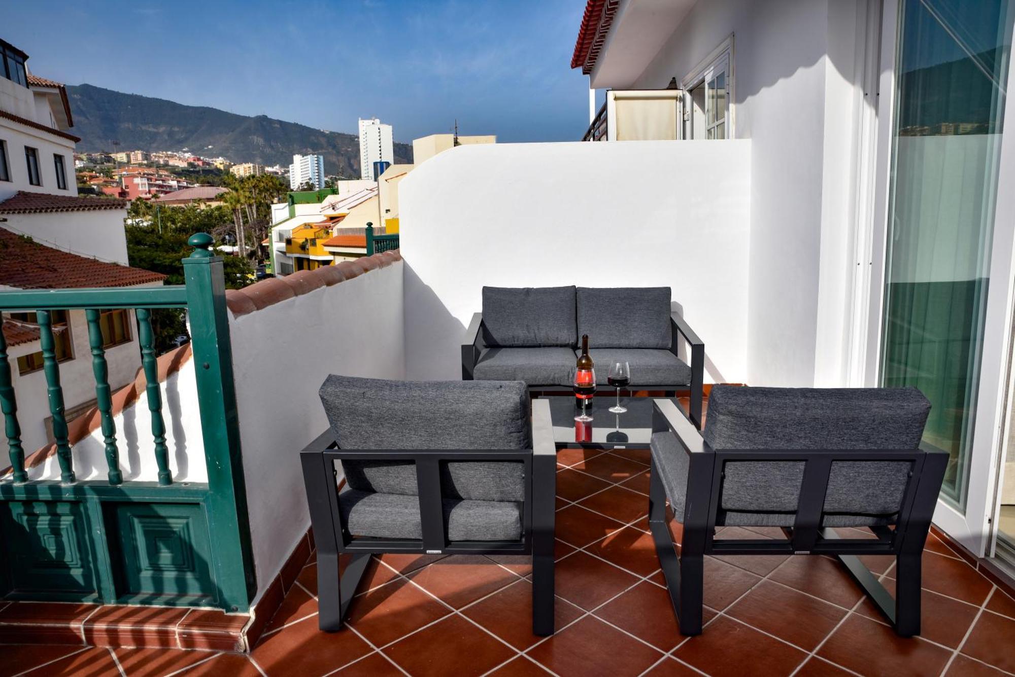Apartment Bencomo Subset