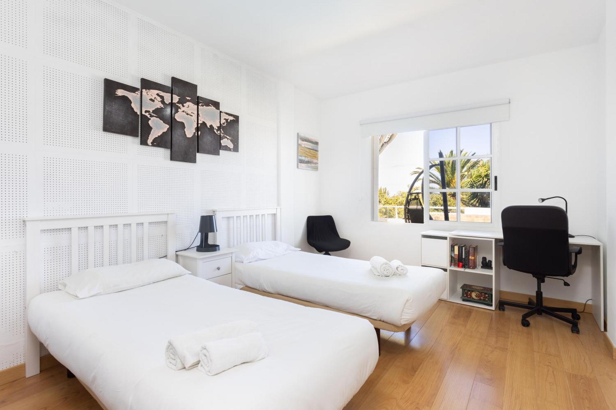 Fantastic With Amazing Sea Views *