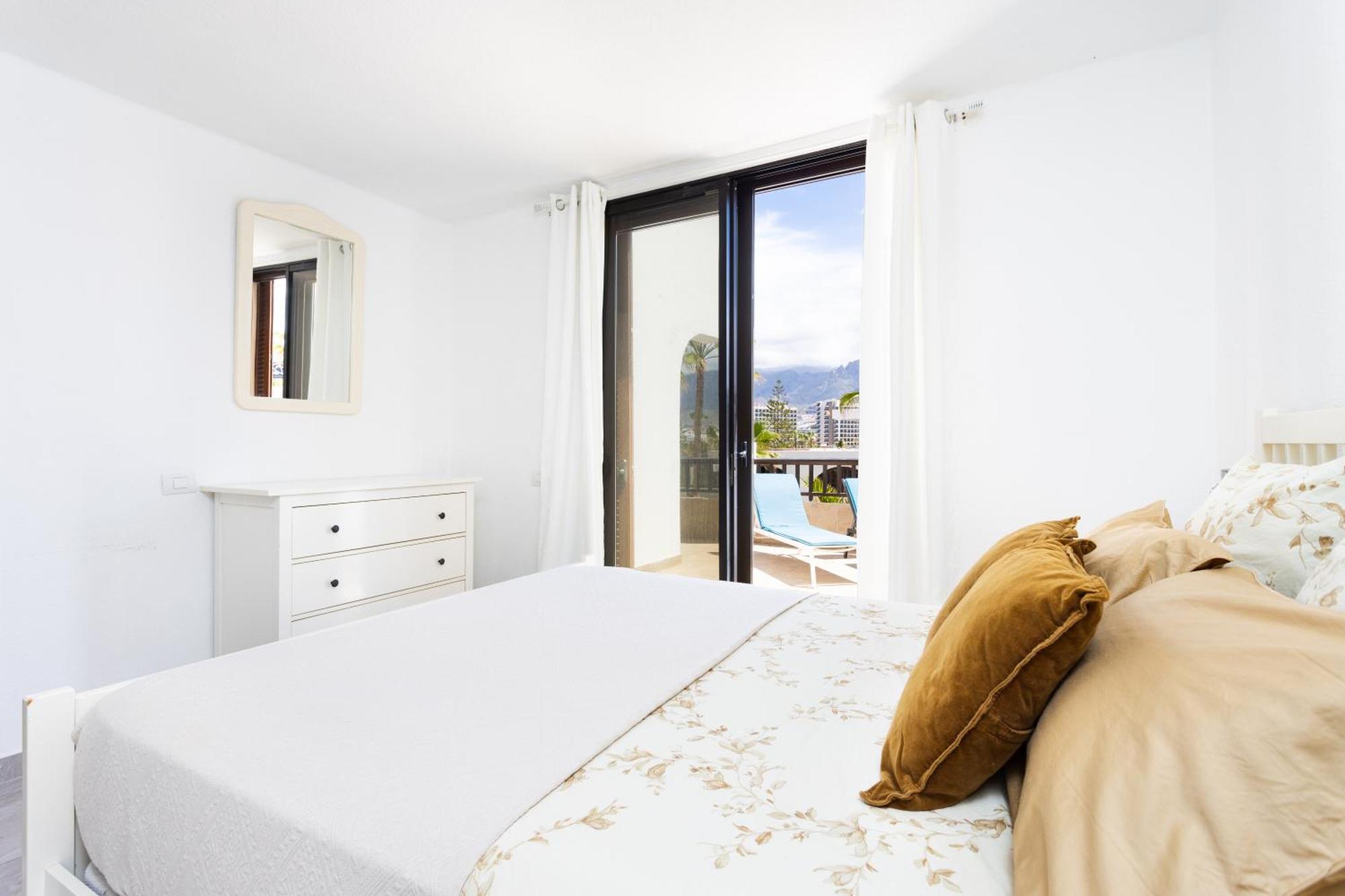3 50m From The Americas Promenade With Heated Pool *