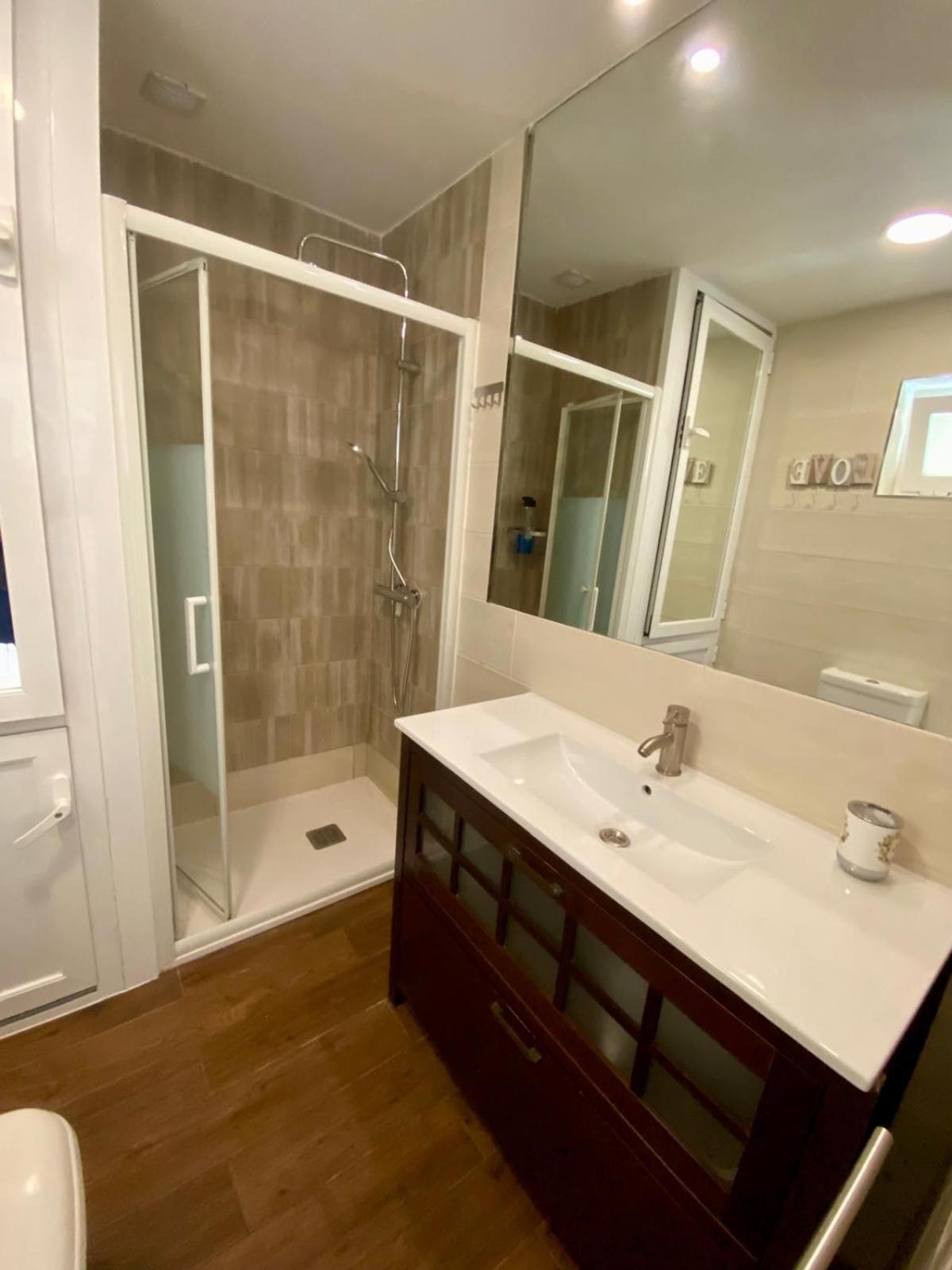 Loft Playa Torviscas,garaje Gratis , Recien Reformado Apartamento